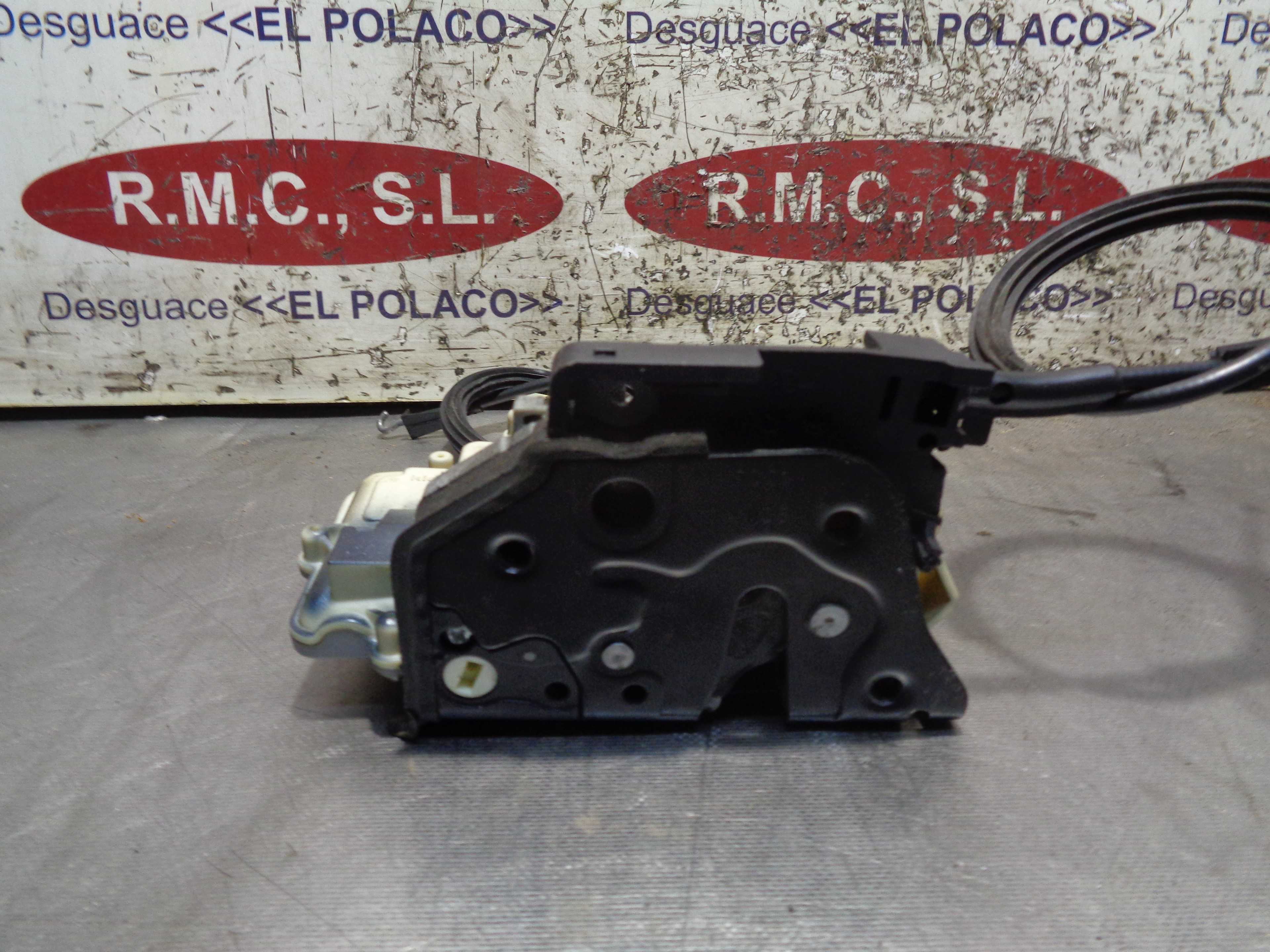 Recambio de cerradura puerta delantera izquierda para volkswagen passat berlina (3c2) advance referencia OEM IAM 3C4839016  