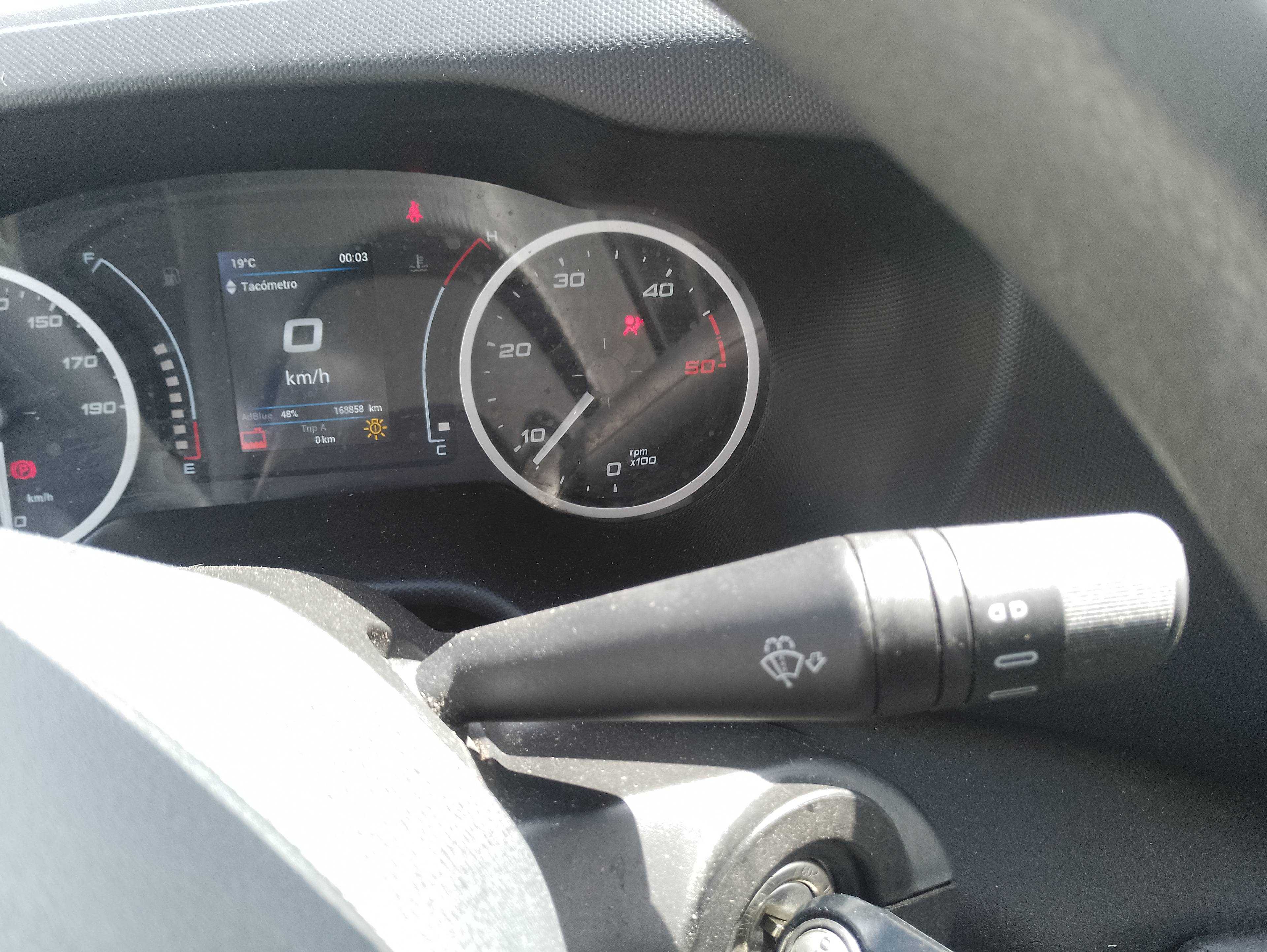 Recambio de mando limpia para iveco 35s12 referencia OEM IAM   