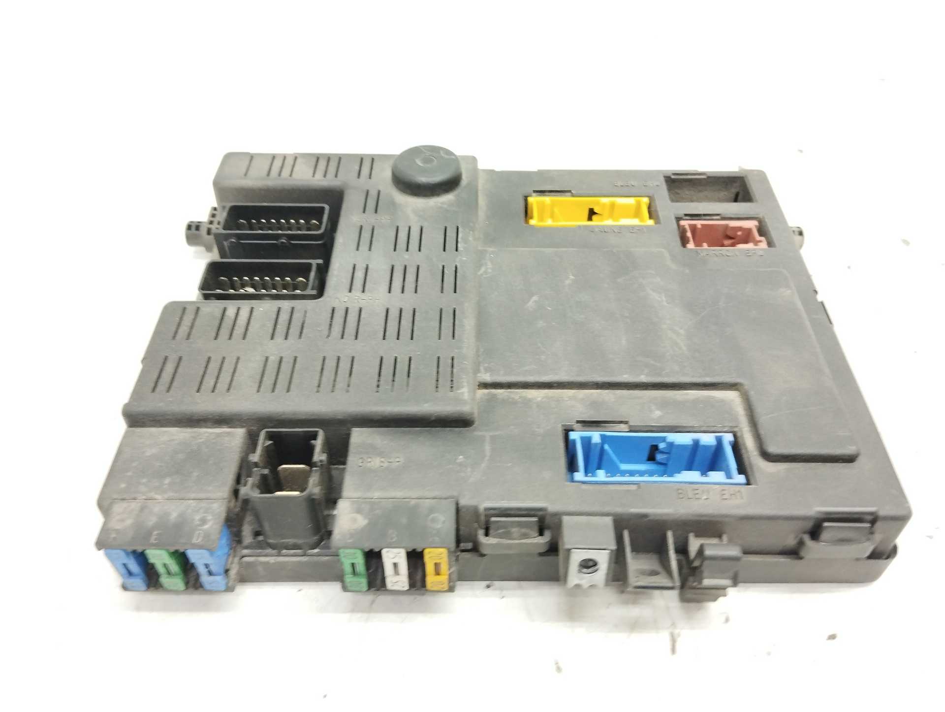 Recambio de centralita bsi para citroën xsara picasso 1.8 16v referencia OEM IAM 73002512  