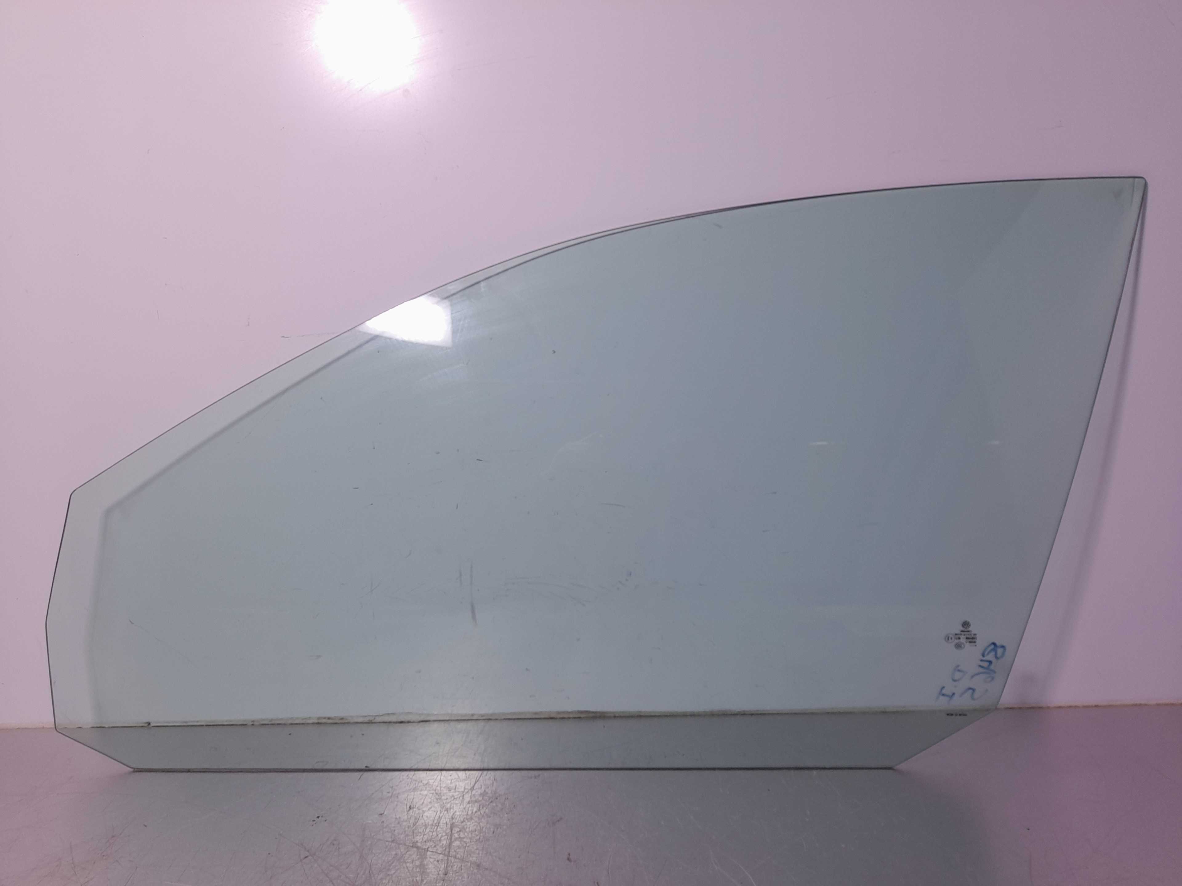 Recambio de luna delantera izquierda para volkswagen golf v variant (1k5) advance referencia OEM IAM   
