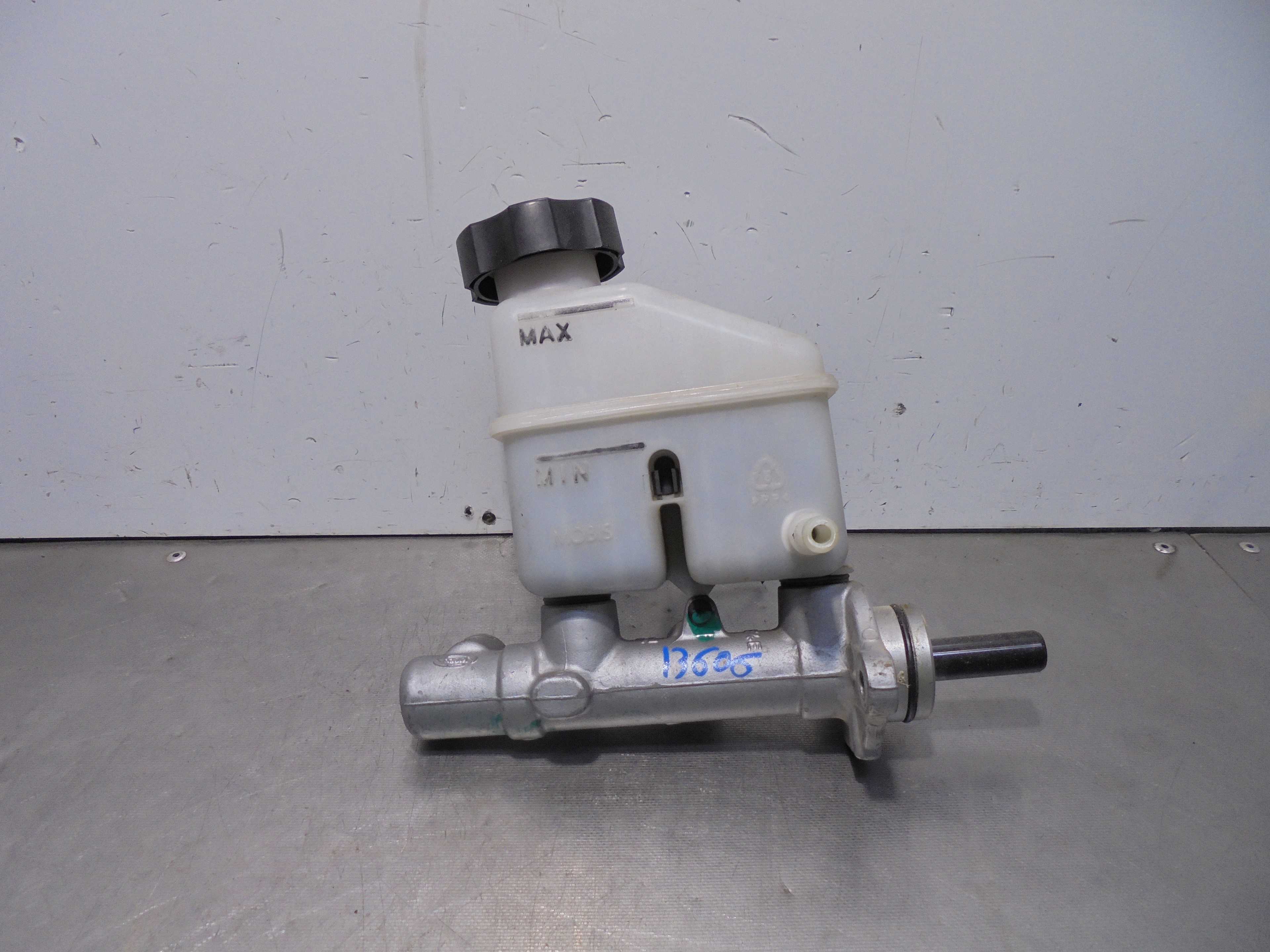 Recambio de bomba freno para hyundai i30 1.6 crdi cat referencia OEM IAM   