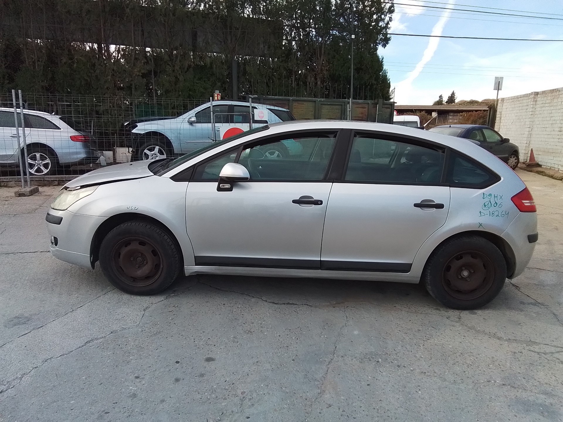 citroën c4 berlina del año 2006