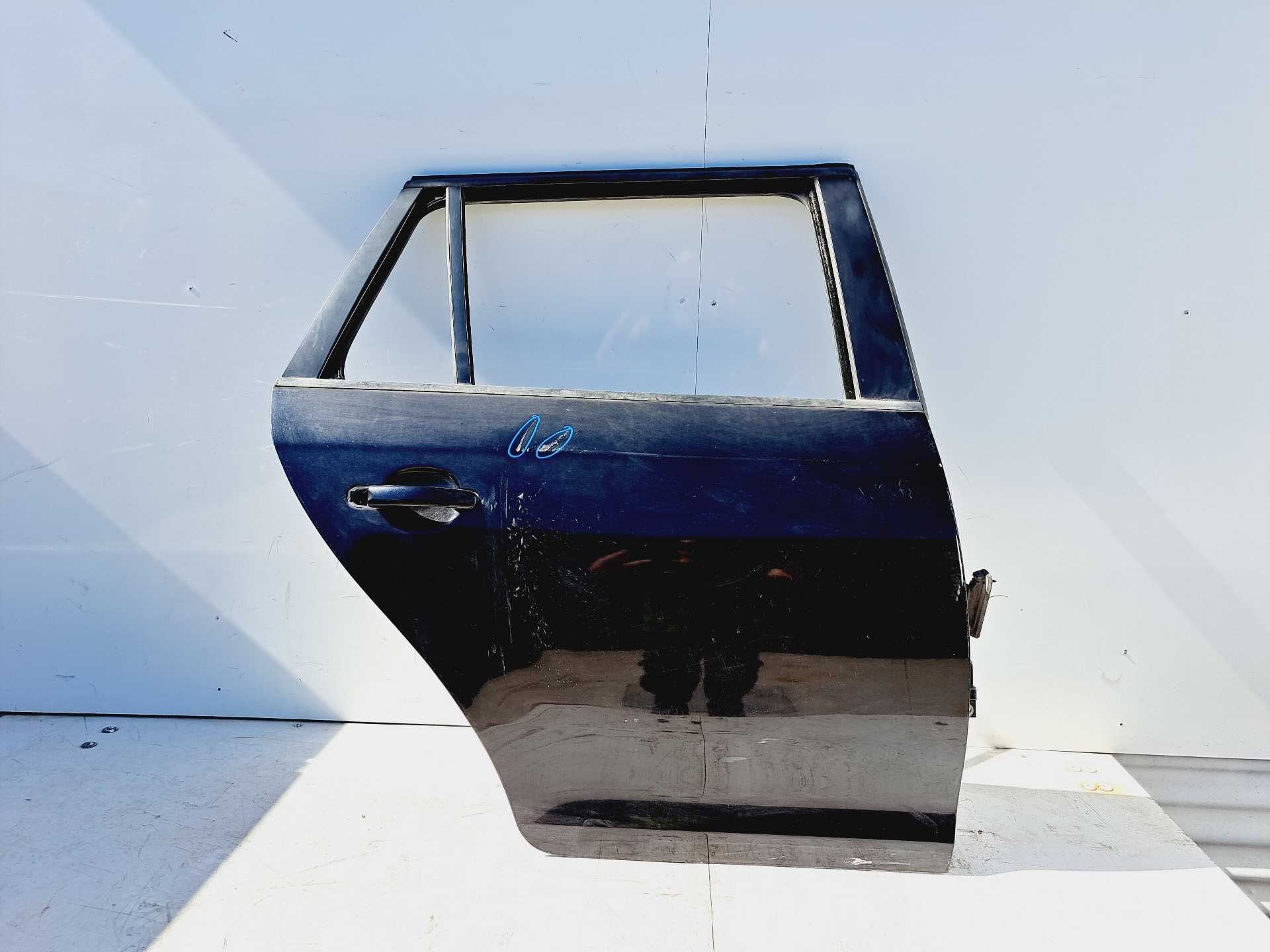 Recambio de puerta trasera derecha para volkswagen golf v variant (1k5) advance referencia OEM IAM   