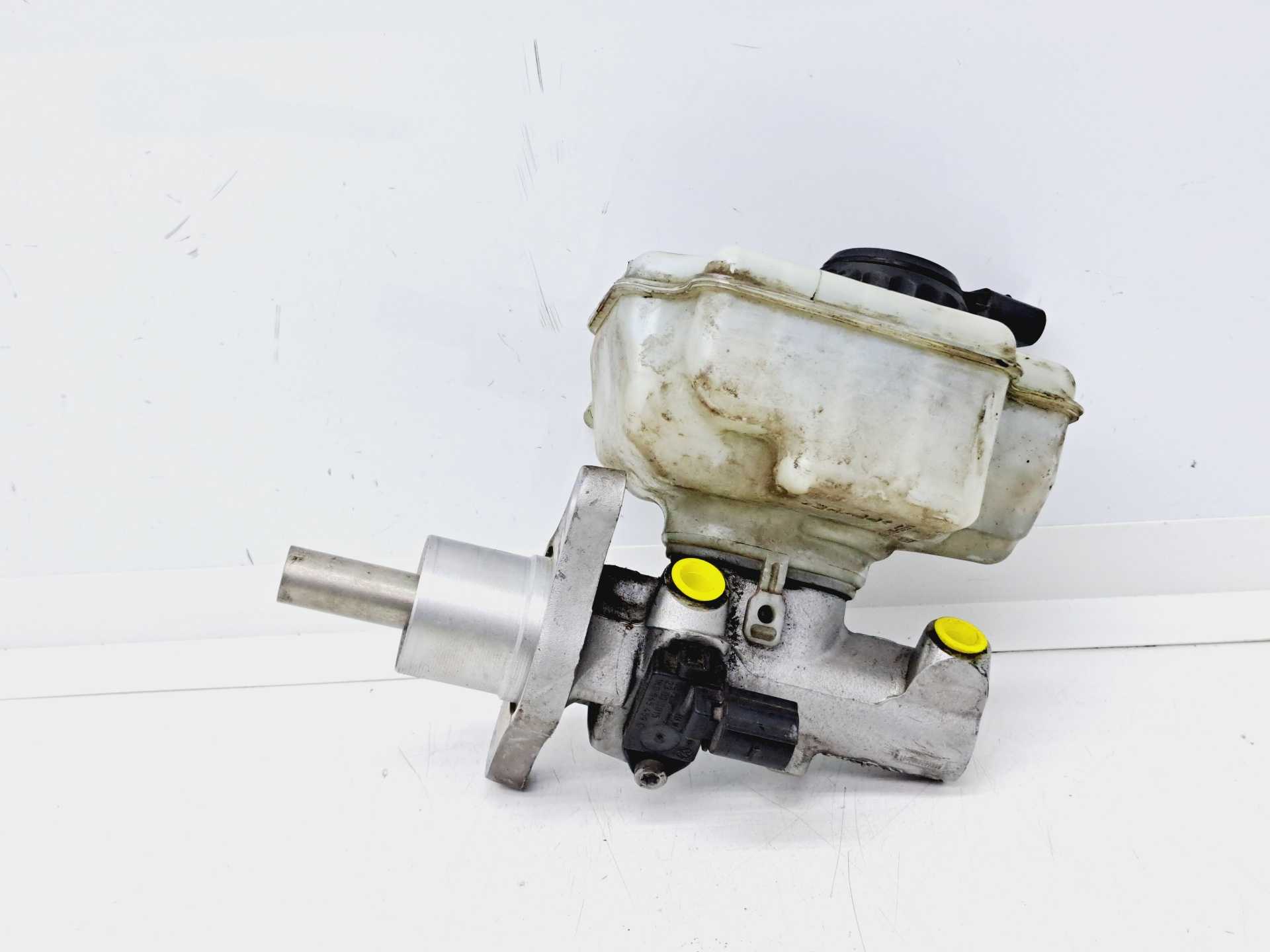 Recambio de bomba freno para volkswagen caddy furgón/kombi 2.0 tdi referencia OEM IAM 1K1611301 1K0945459C 