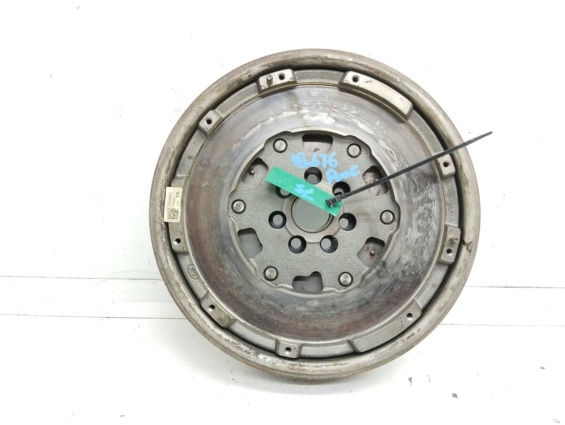 Recambio de volante motor para dacia lodgy 1.5 dci diesel fap cat referencia OEM IAM 123108982R  