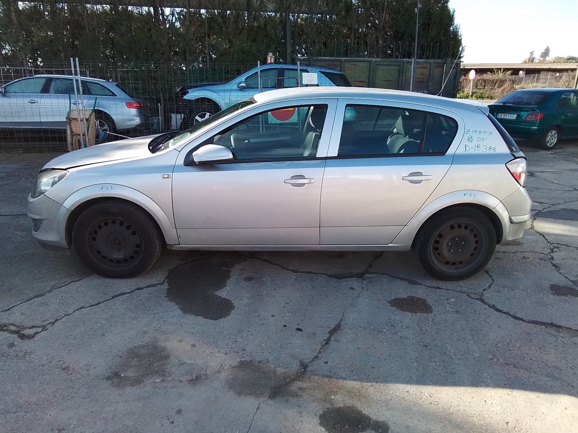 opel astra h berlina del año 2005