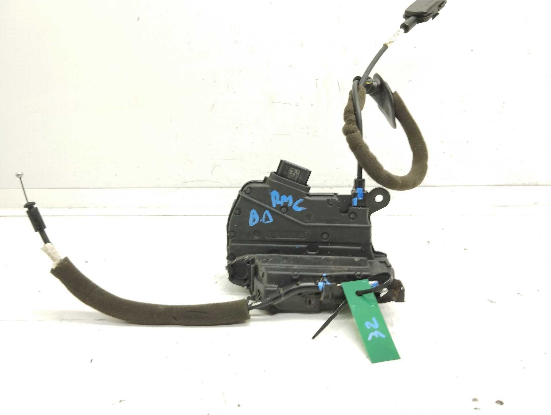 Recambio de cerradura puerta delantera derecha para renault clio iv zen referencia OEM IAM 805024563R 4062723 