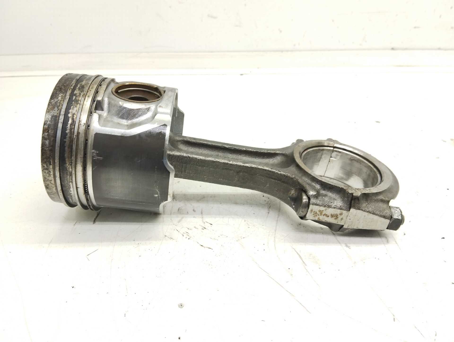 Recambio de piston para hyundai terracan (hp) 2.9 crdi full referencia OEM IAM   