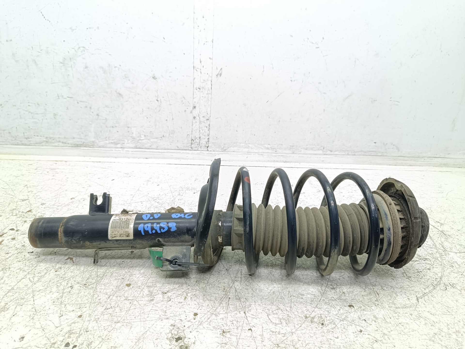Recambio de amortiguador delantero derecho para peugeot 208 style referencia OEM IAM 9804831280 22284412 