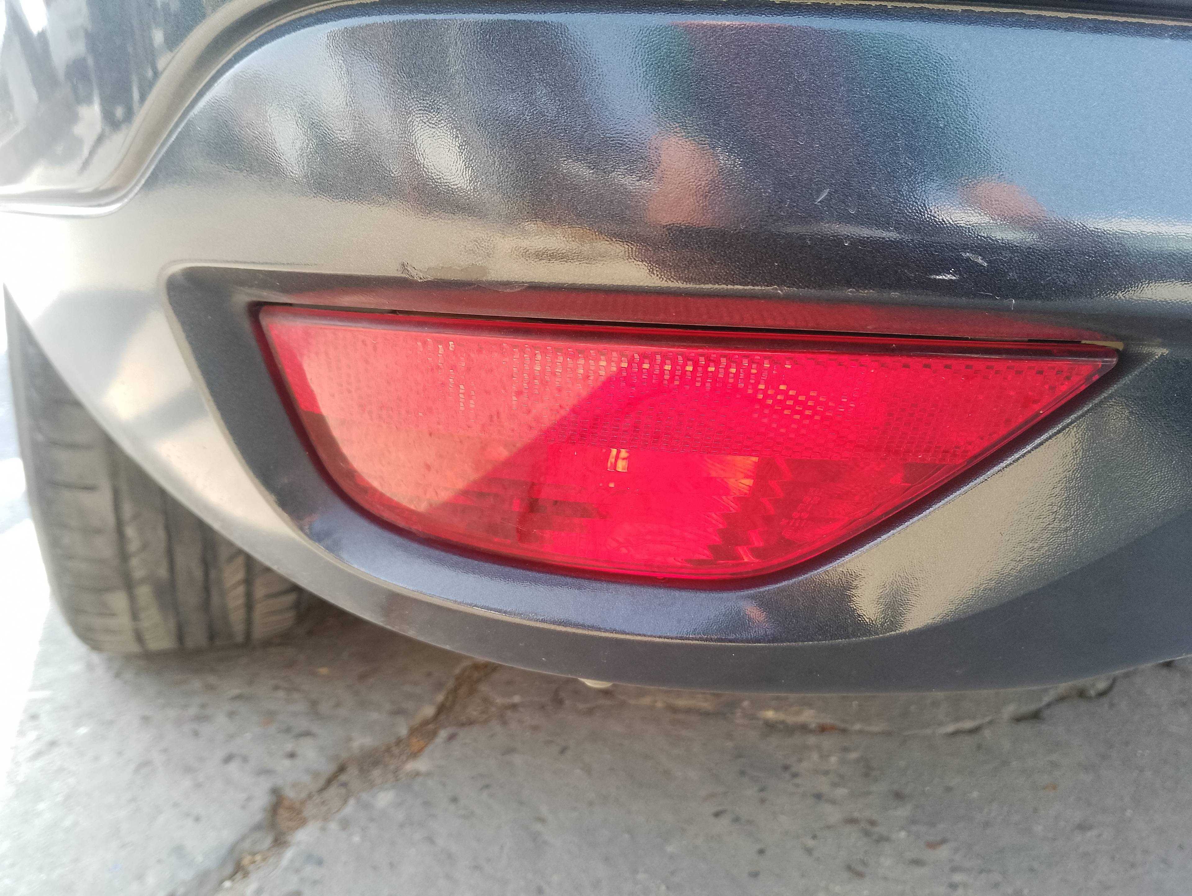 Recambio de faro antiniebla trasero izquierdo para dacia logan ii ambiance referencia OEM IAM   