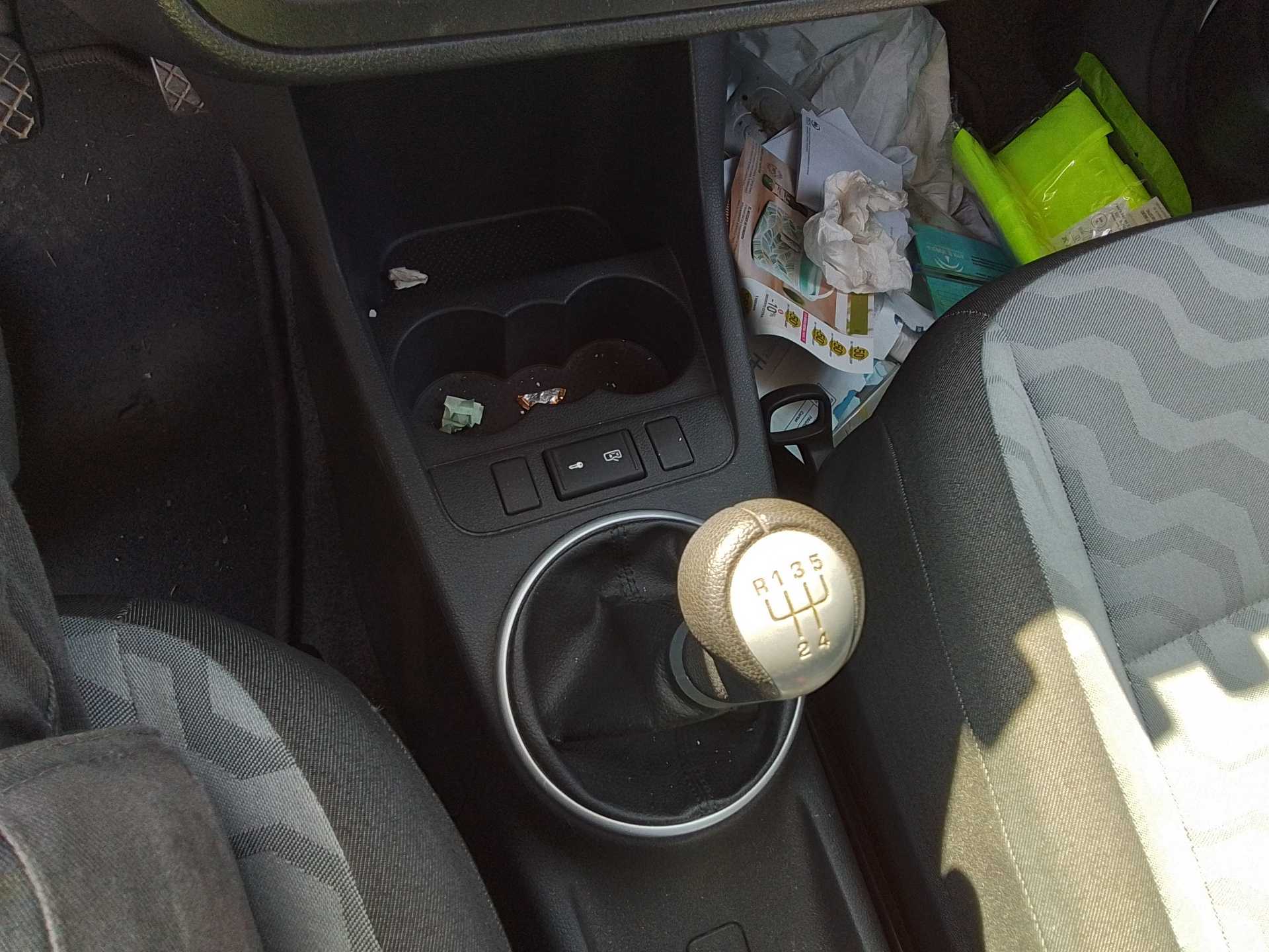 Recambio de palanca cambio para skoda fabia (6y2/6y3) urban line referencia OEM IAM   