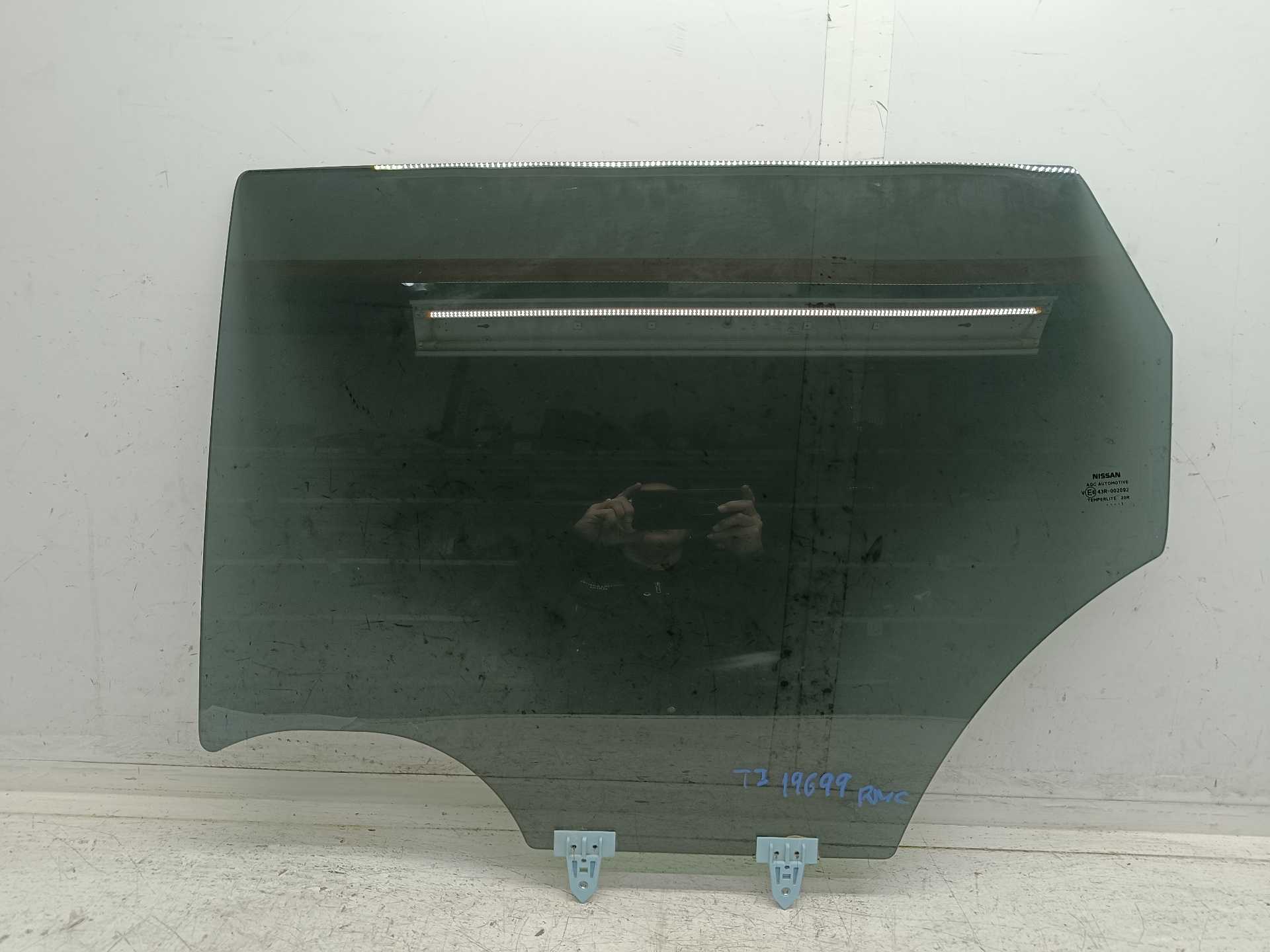 Recambio de luna trasera izquierda para nissan qashqai (j11) n-style referencia OEM IAM 43R002092  