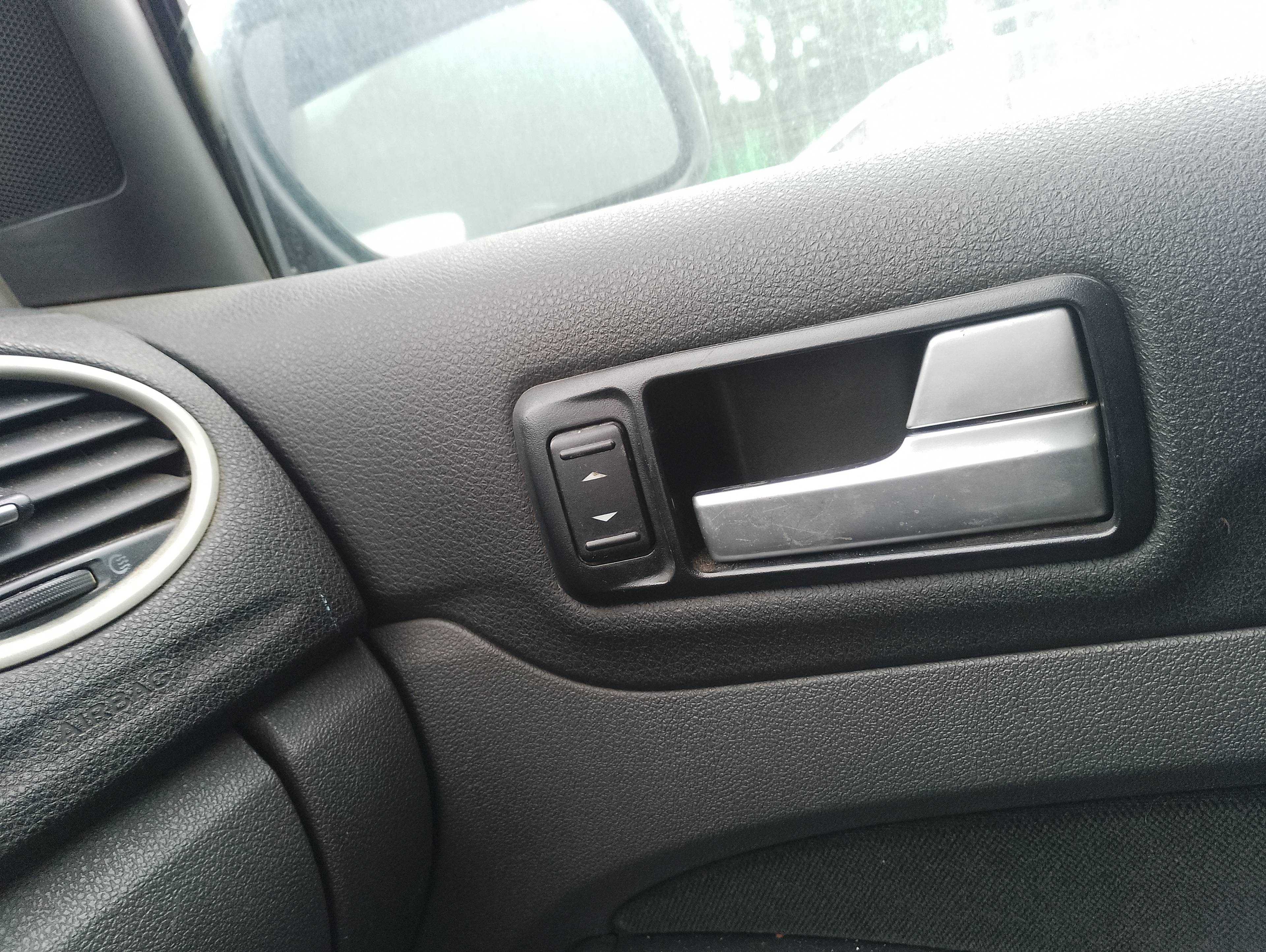 Recambio de mando elevalunas delantero derecho para ford focus berlina (cap) ambiente (d) referencia OEM IAM   