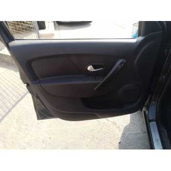 GUARNECIDO PUERTA DELANTERA IZQUIERDA 
