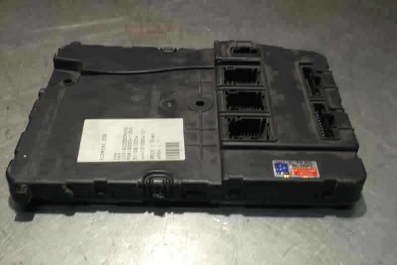 Recambio de centralita bsi para renault megane ii berlina 3p confort authentique referencia OEM IAM 8200309690  