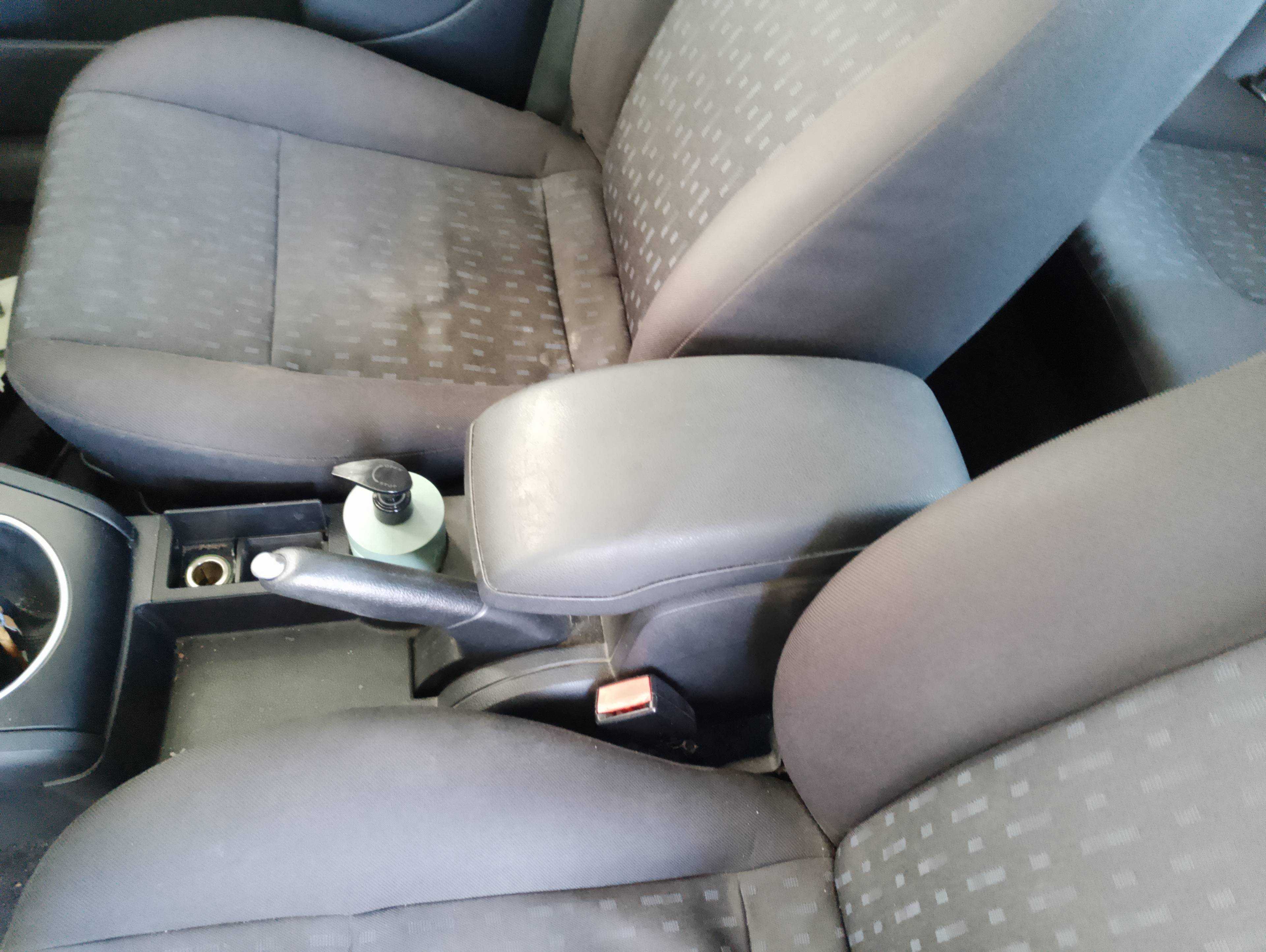 Recambio de apoyabrazos central para ford mondeo berlina (ge) ambiente (06.2003) (d) referencia OEM IAM   