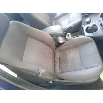 ASIENTO DELANTERO DERECHO 