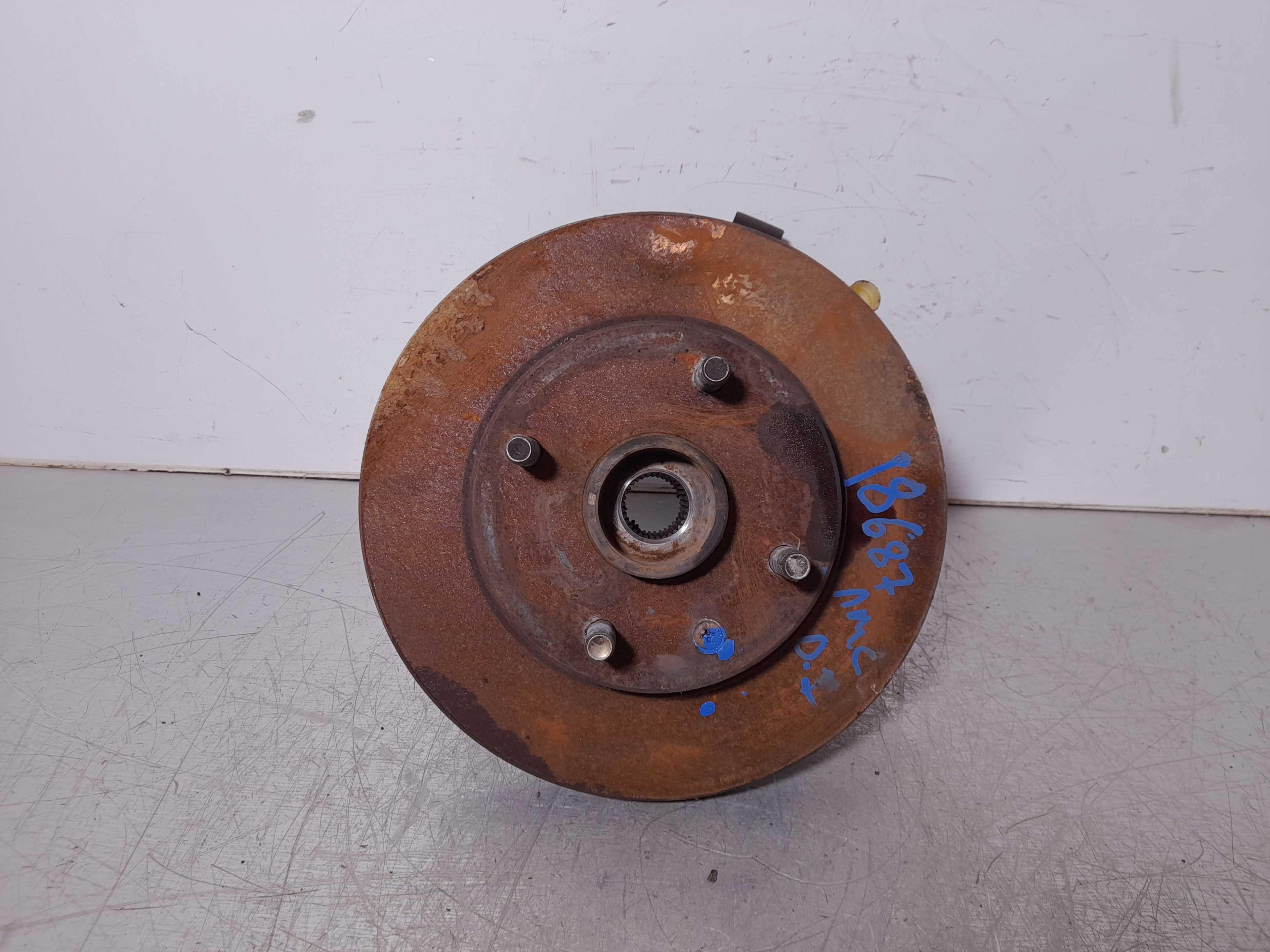Recambio de mangueta delantera izquierda para chevrolet lacetti 1.6 cat referencia OEM IAM   