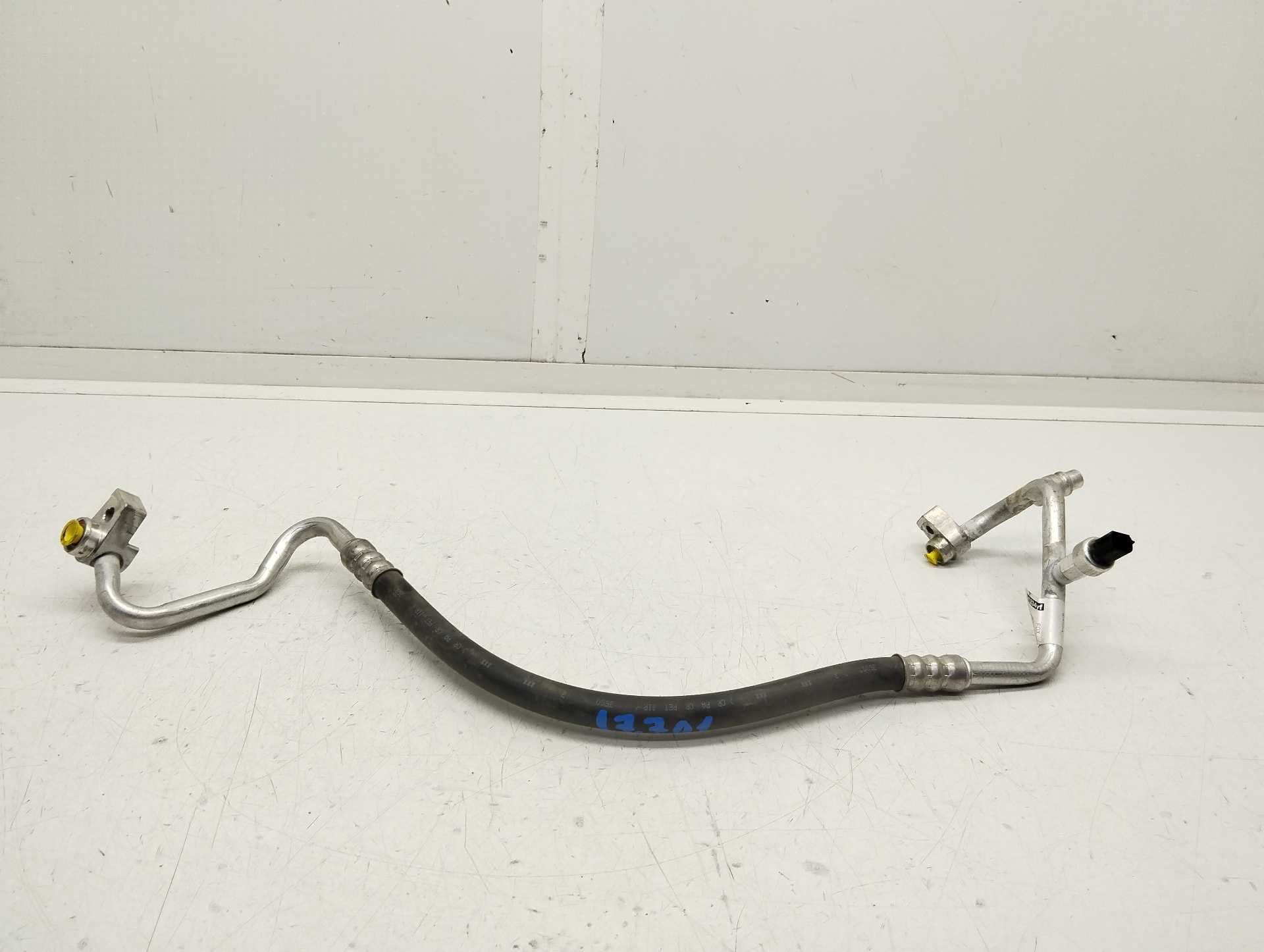 Recambio de tubos aire acondicionado para ford ecosport (cr6) cool&connect referencia OEM IAM GN1519972UA  