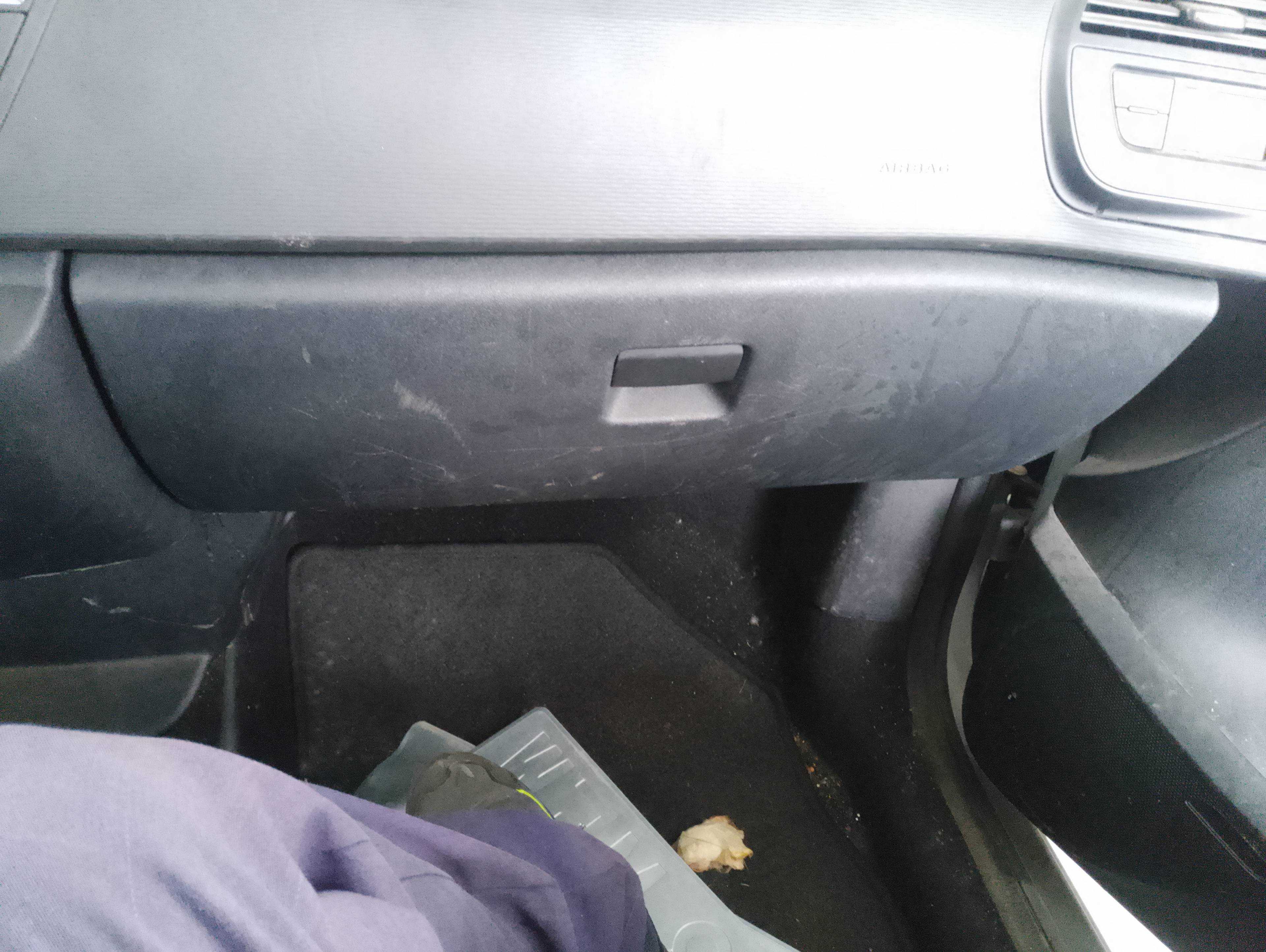 Recambio de guantera para citroën c4 picasso exclusive referencia OEM IAM 8218FG  