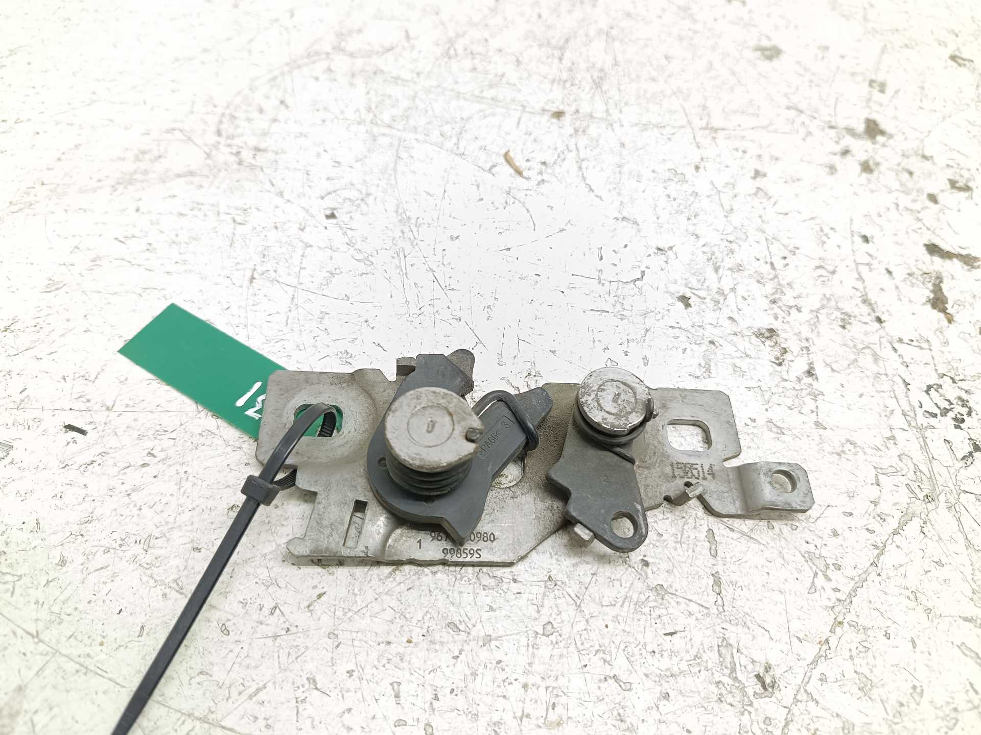 Recambio de cerradura capo para peugeot 308 active referencia OEM IAM 9677850980  