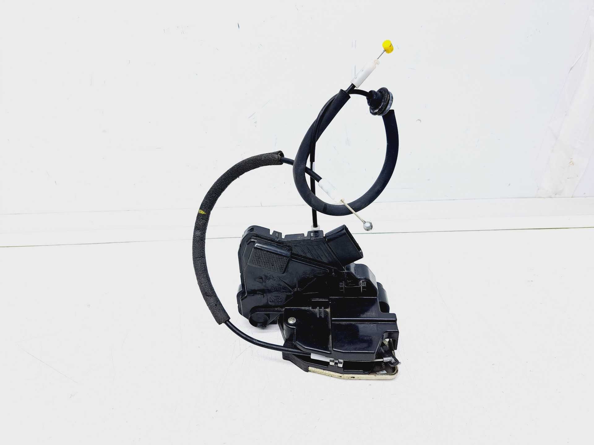 Recambio de cerradura puerta trasera derecha para kia carens ( ) basic referencia OEM IAM 81420A4030  
