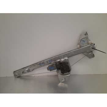 ELEVALUNAS DELANTERO IZQUIERDO 9067200046 