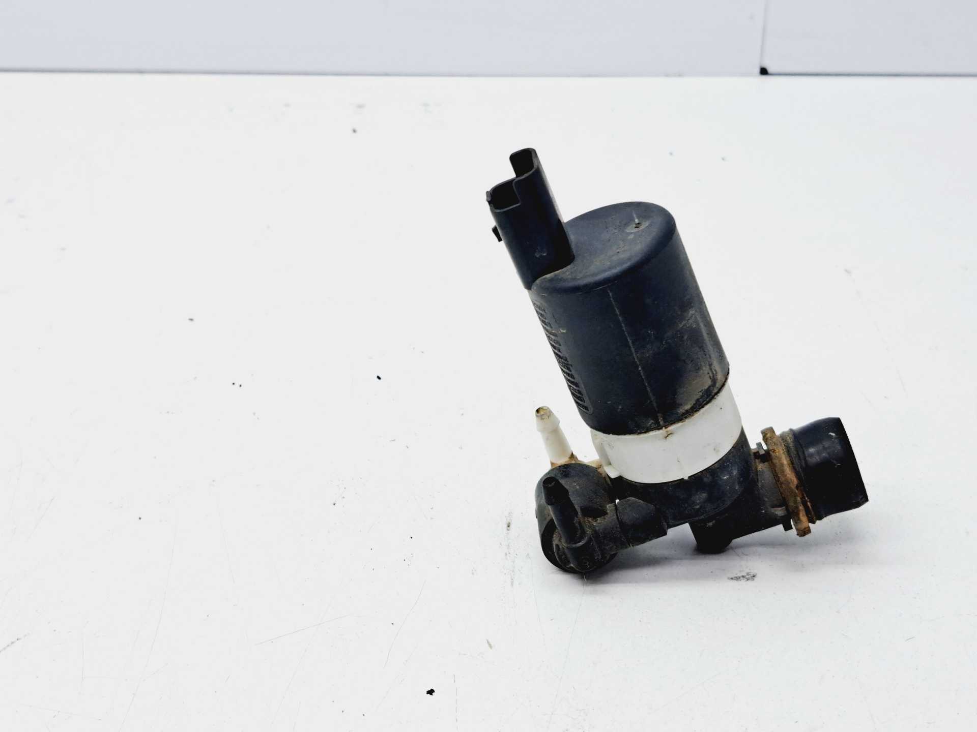 Recambio de bomba limpia para renault scenic iii dynamique referencia OEM IAM 8200031805 7700430078 