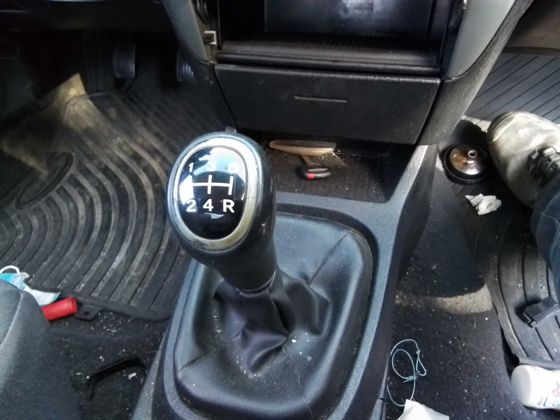 Recambio de palanca cambio para mitsubishi carisma berlina 5 (da0) 1900 di-d comfort referencia OEM IAM   