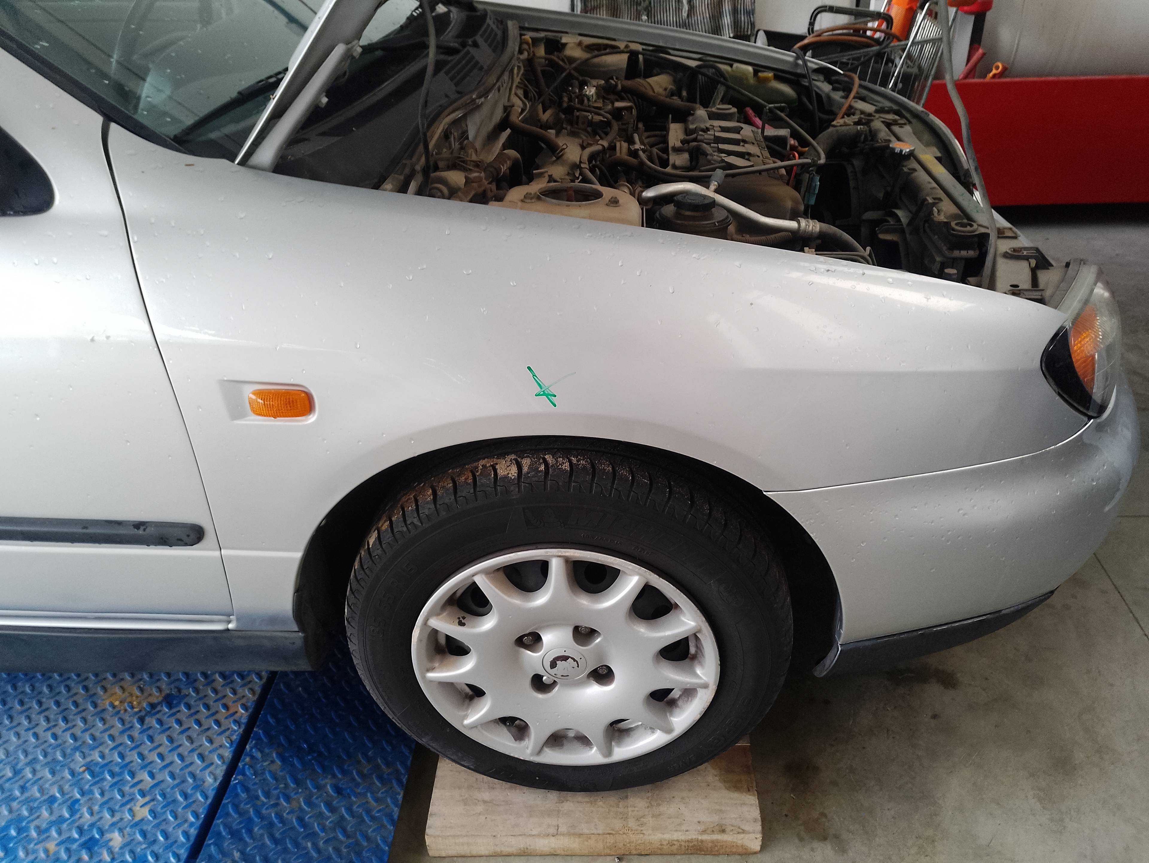 Recambio de aleta delantera derecha para nissan primera berlina (p11) básico referencia OEM IAM   