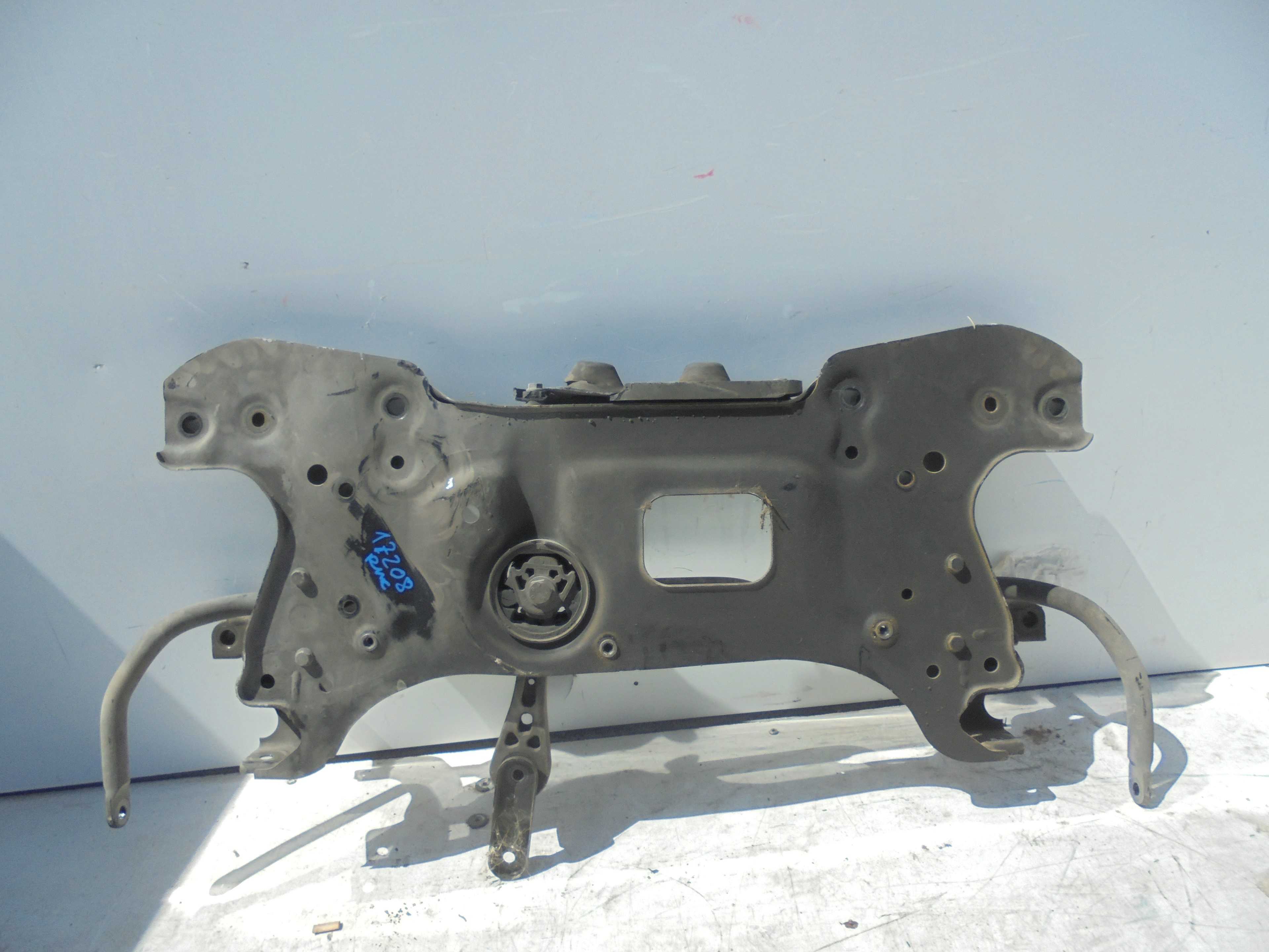 Recambio de cuna motor para volkswagen caddy furgón/kombi 2.0 tdi referencia OEM IAM   