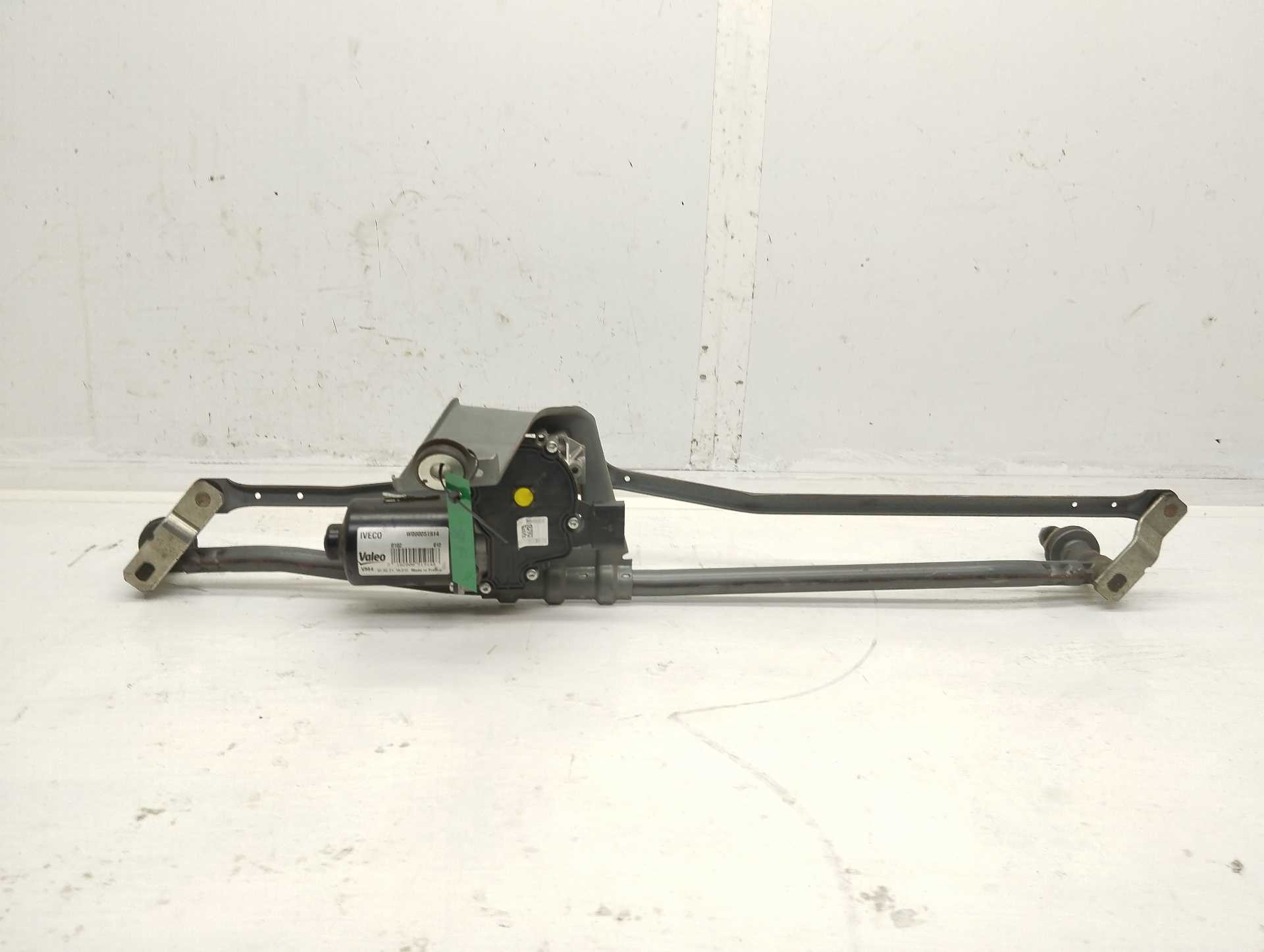 Recambio de motor limpia delantero para iveco 35s12 referencia OEM IAM 5801463566 W000051914 