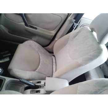 Recambio de asiento delantero derecho para nissan primera berlina (p11) básico referencia OEM IAM   