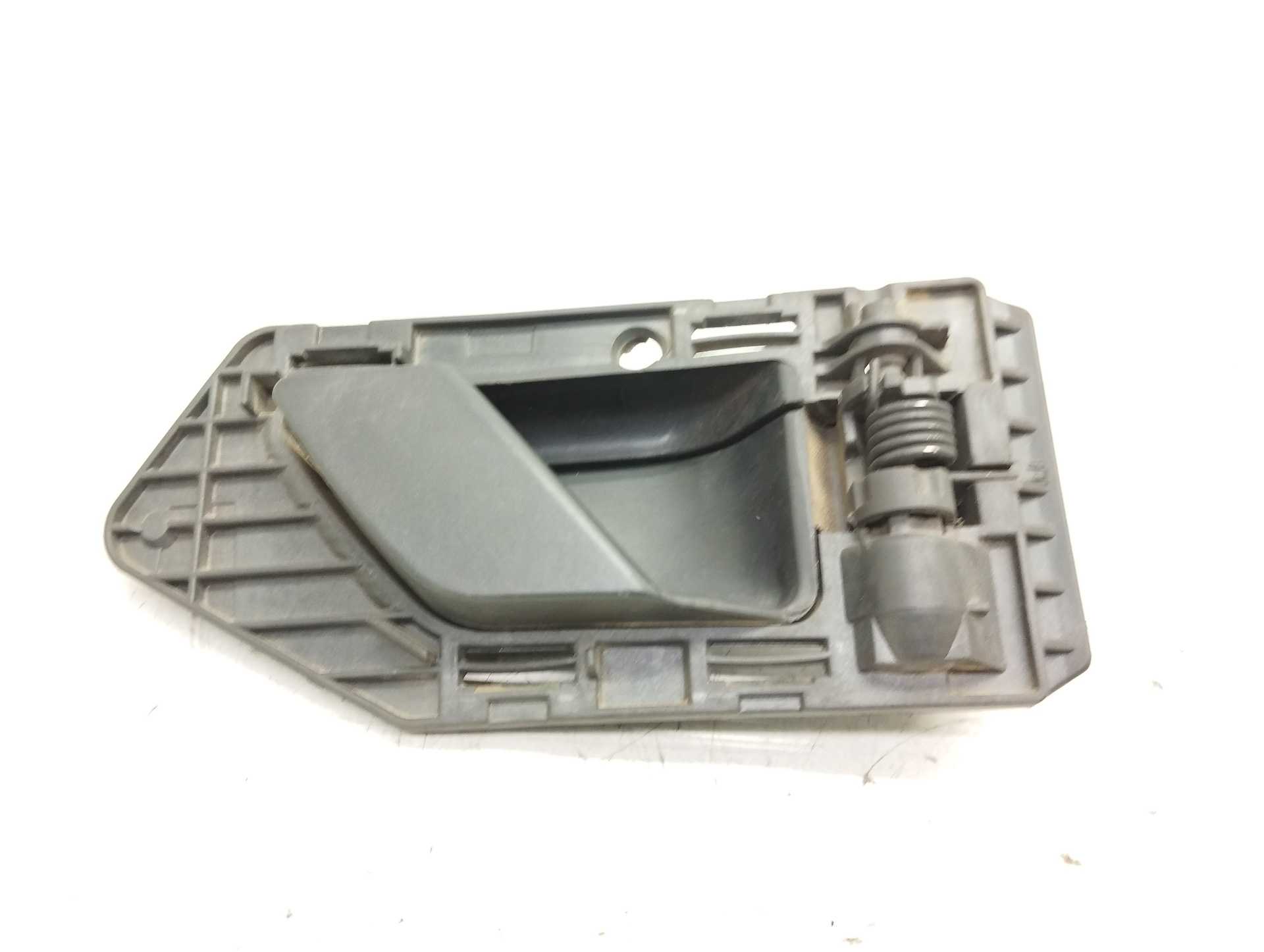 Recambio de maneta interior delantera derecha para citroën berlingo 1.9 600 d furg. referencia OEM IAM 9621422877  