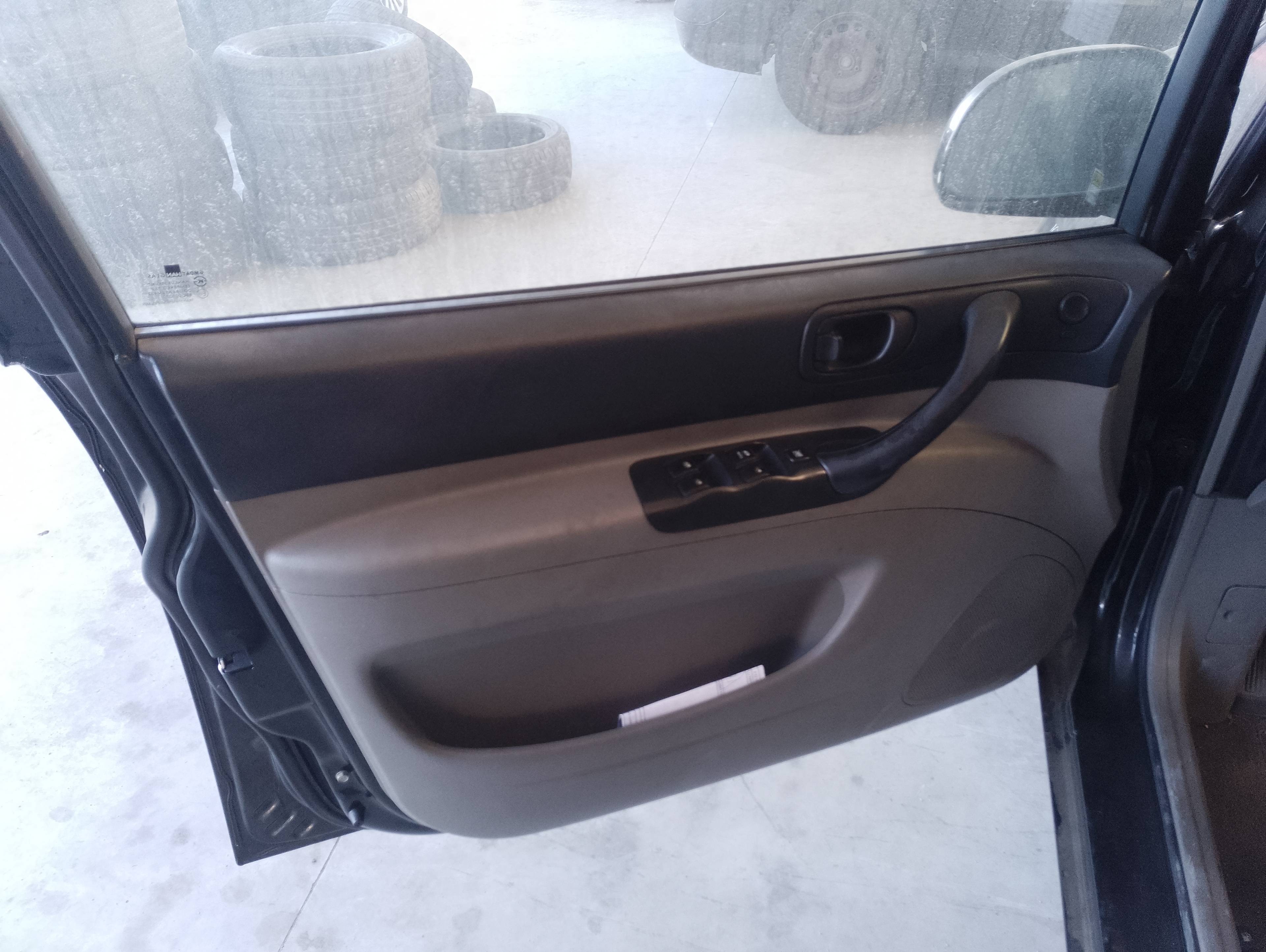 Recambio de guarnecido puerta delantera izquierda para chevrolet tacuma se referencia OEM IAM   