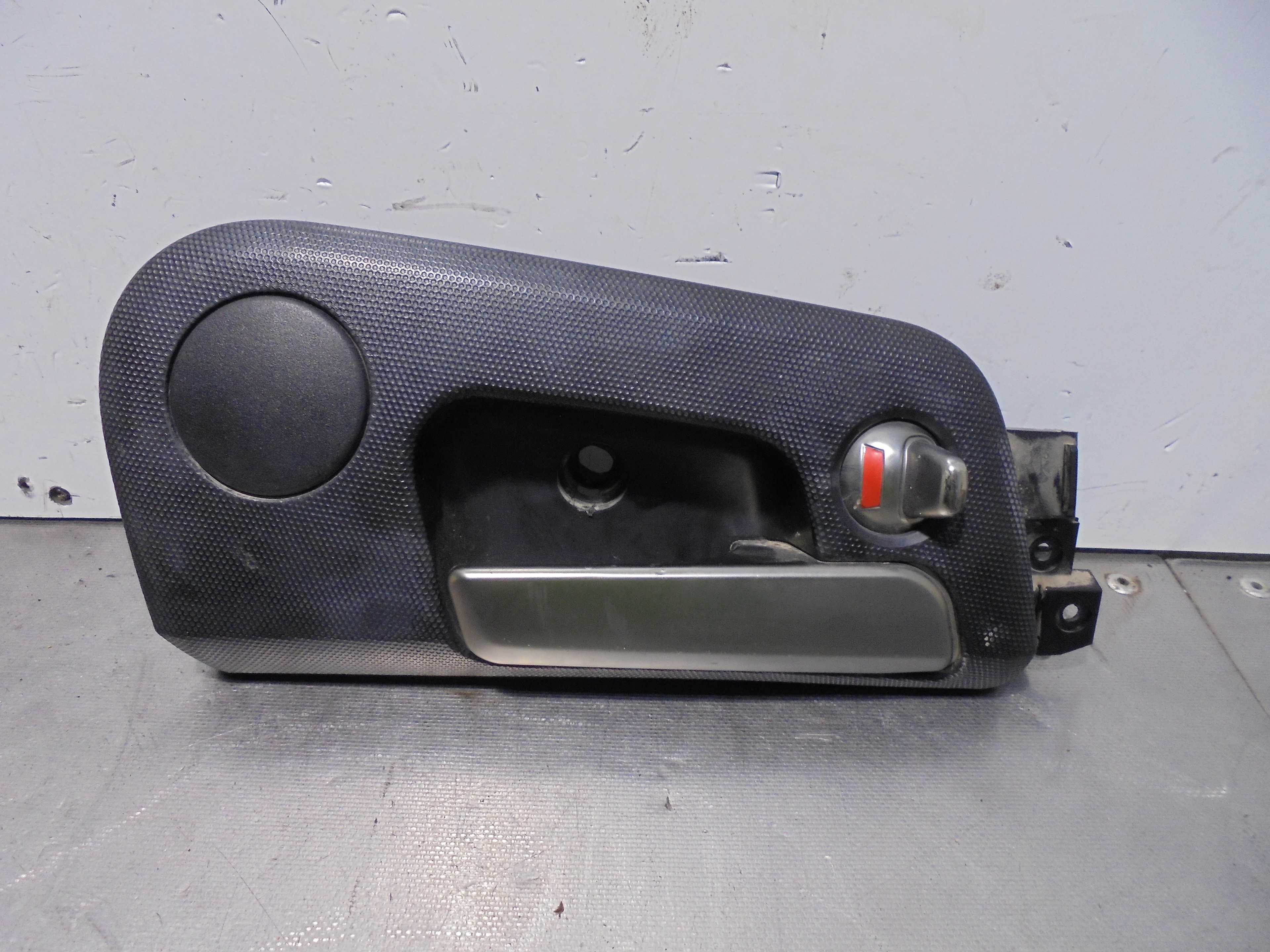Recambio de maneta exterior trasera izquierda para ssangyong actyon 200 xdi referencia OEM IAM 7342109000  