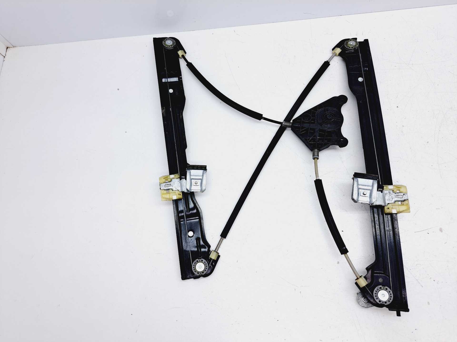 Recambio de elevalunas delantero derecho para volkswagen caddy furgón/kombi 2.0 tdi referencia OEM IAM 2K5837462  