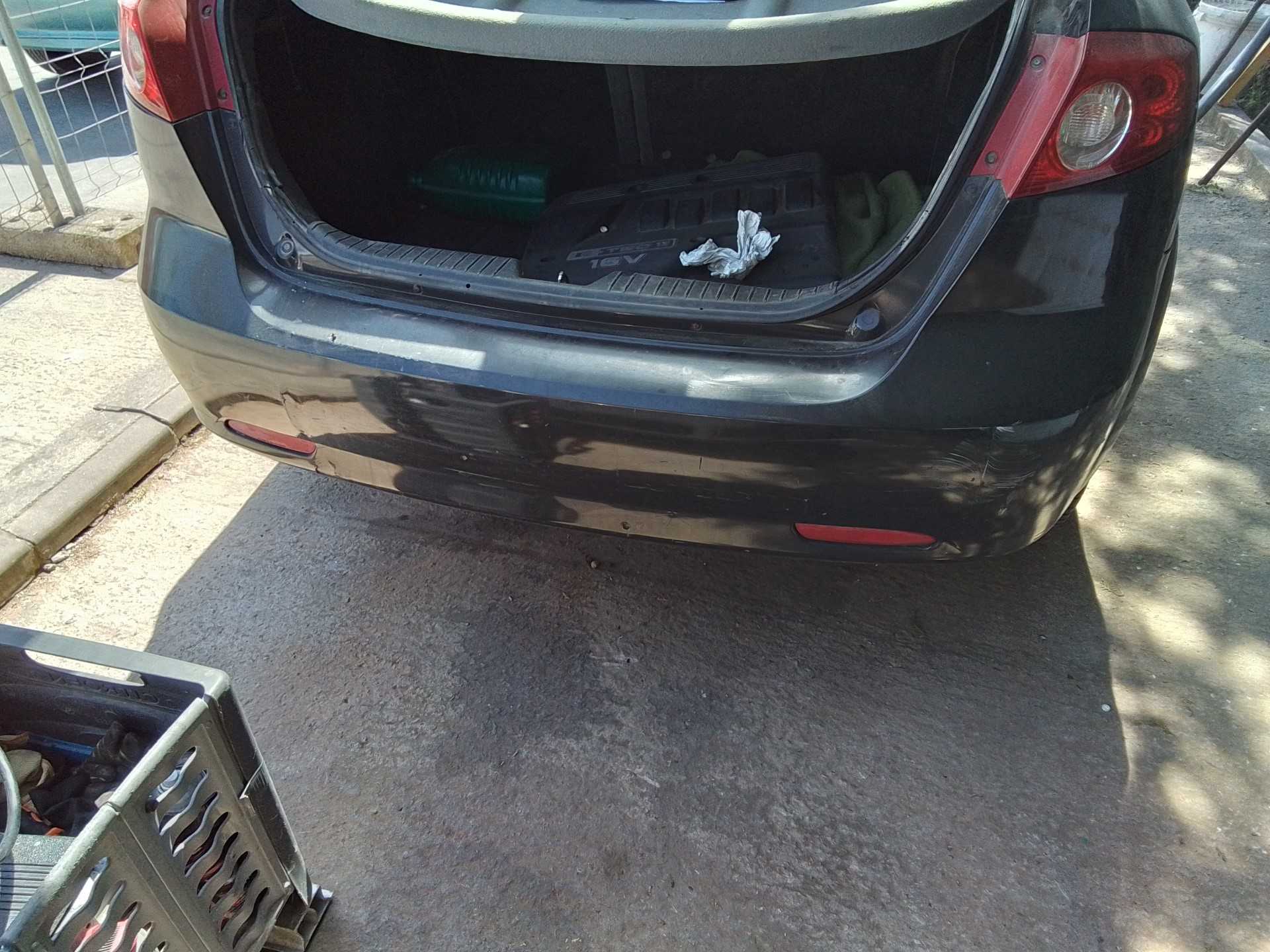 Recambio de paragolpes trasero para chevrolet lacetti 1.6 cat referencia OEM IAM   