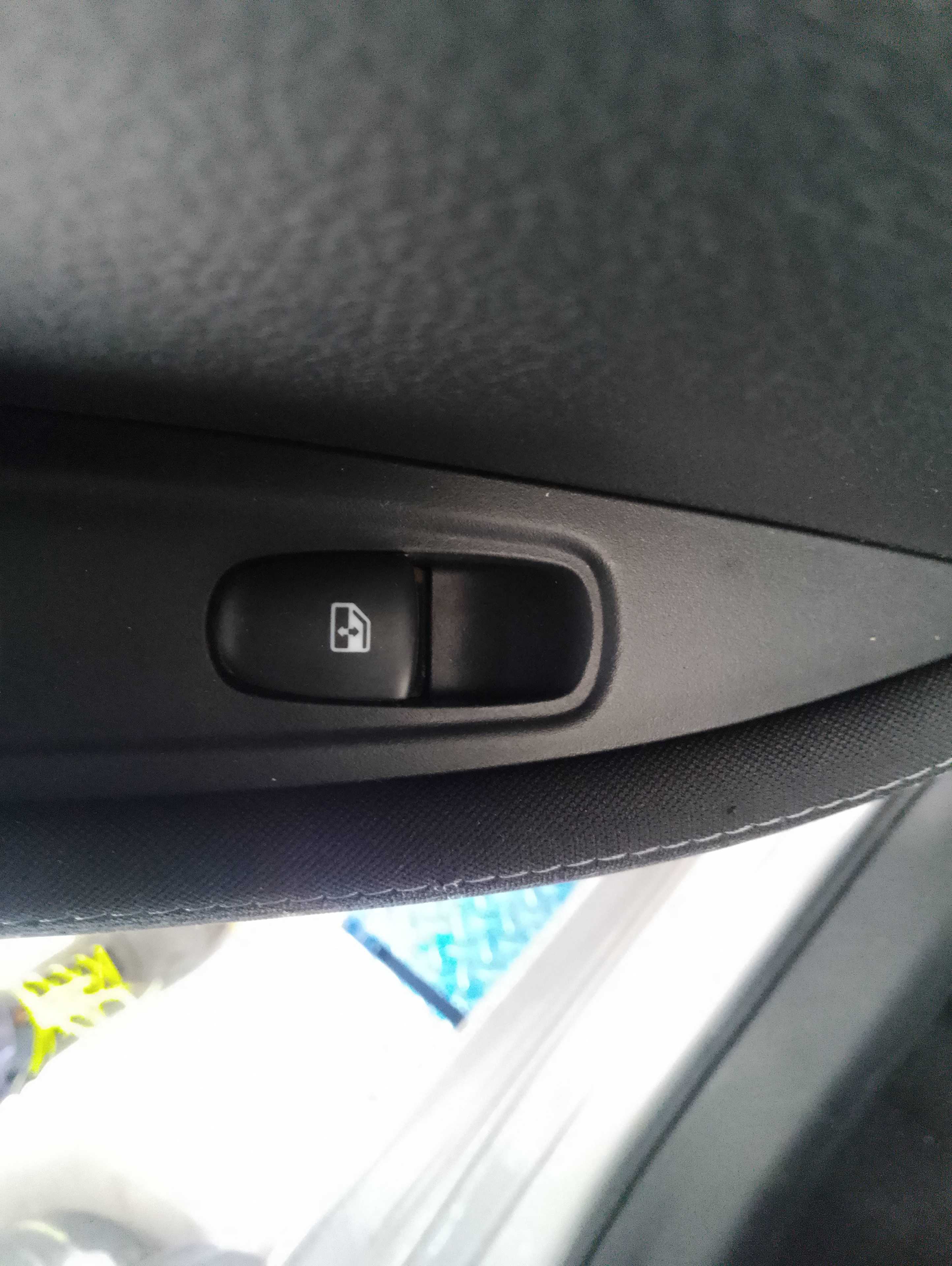 Recambio de mando elevalunas trasero izquierdo para nissan qashqai (j11) n-style referencia OEM IAM   