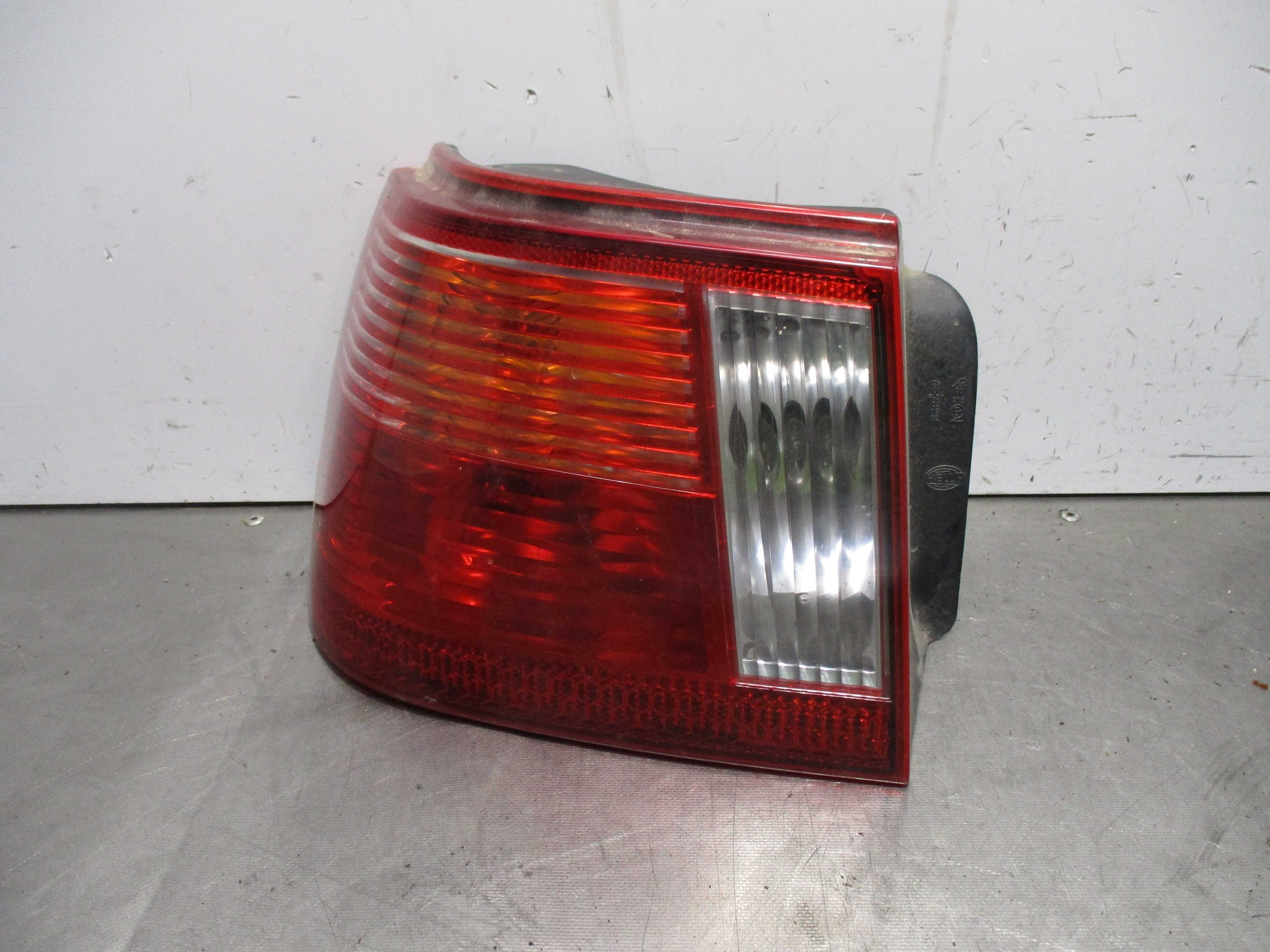 Recambio de piloto trasero izquierdo para seat ibiza (6k1) select referencia OEM IAM 6K6945257C  