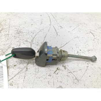 Recambio de bombin puerta delantera izquierda para peugeot 208 style referencia OEM IAM 59395J01  
