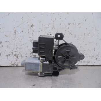 Recambio de motor elevalunas trasero derecho para volkswagen tiguan 2.0 tdi referencia OEM IAM 5Q0959408A BOSCH KUSTER E85020201
