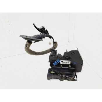 Recambio de cerradura puerta trasera izquierda para renault megane iv grandtour 1.6 dci diesel fap energy referencia OEM IAM 825