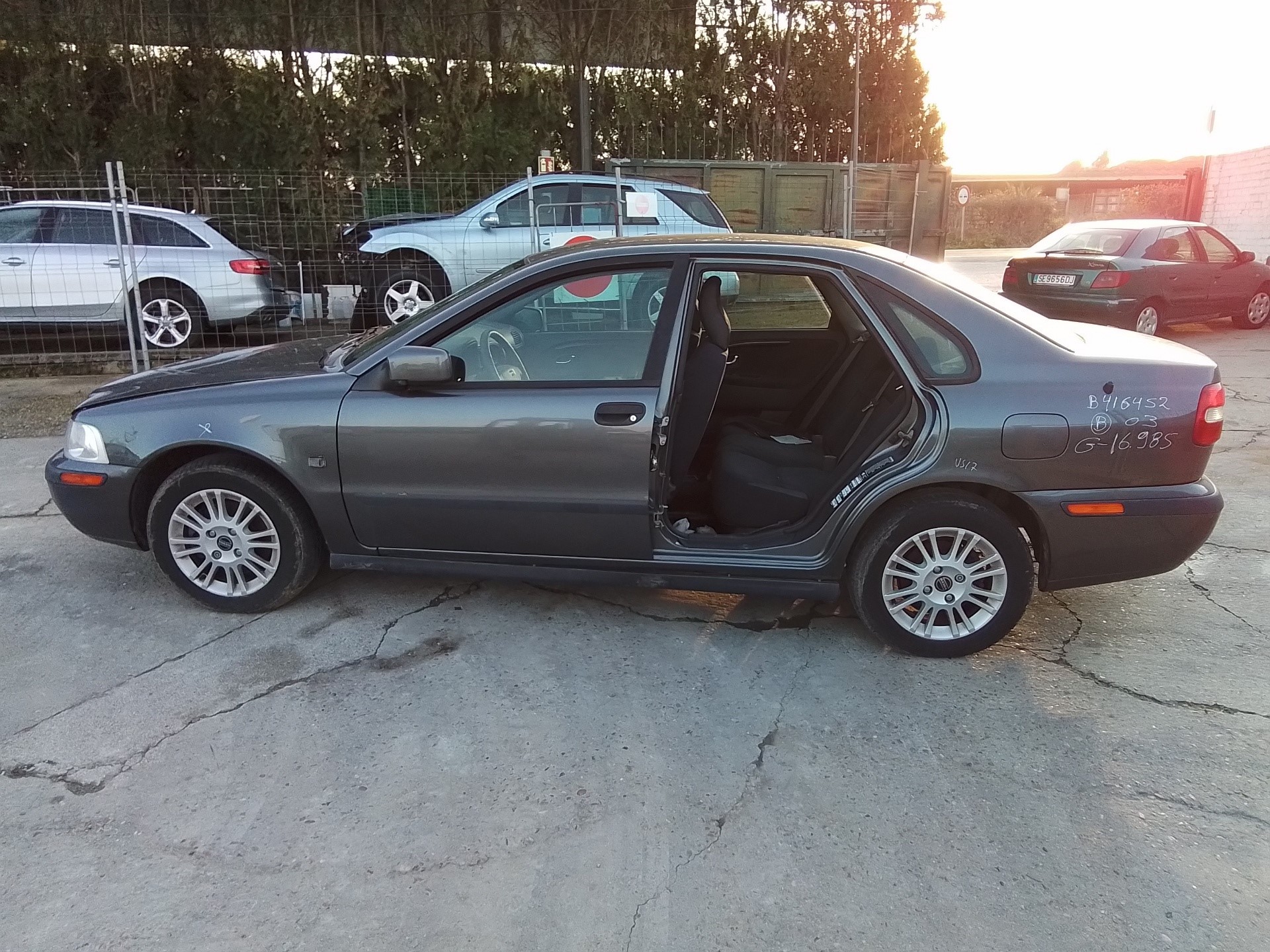 volvo s40 berlina del año 2003