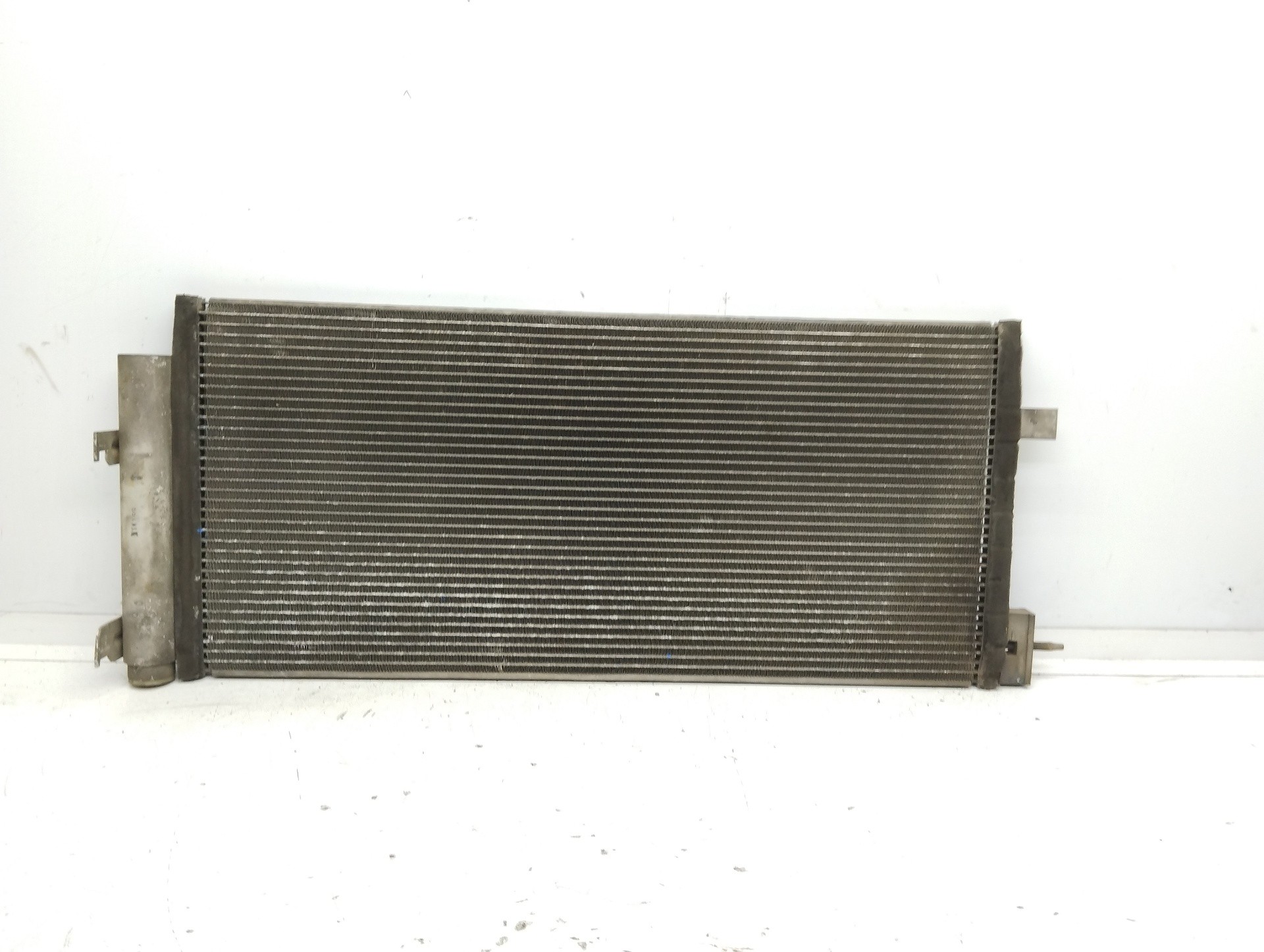 Recambio de condensador / radiador aire acondicionado para chevrolet aveo sedán lt+ referencia OEM IAM  96943763 