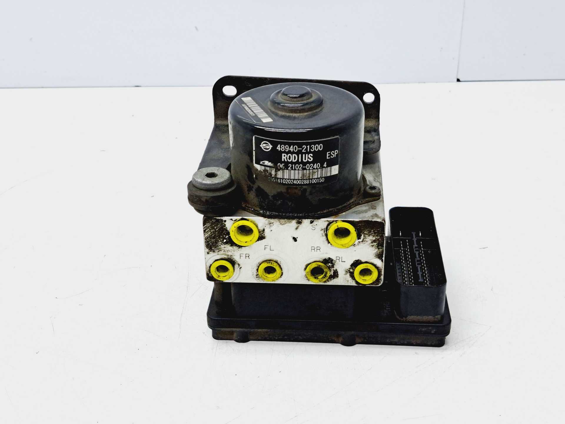 Recambio de abs para ssangyong rodius 2.7 turbodiesel cat referencia OEM IAM 4894021300 06210202404 ATE