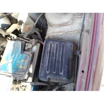 CAJA RELES / FUSIBLES 