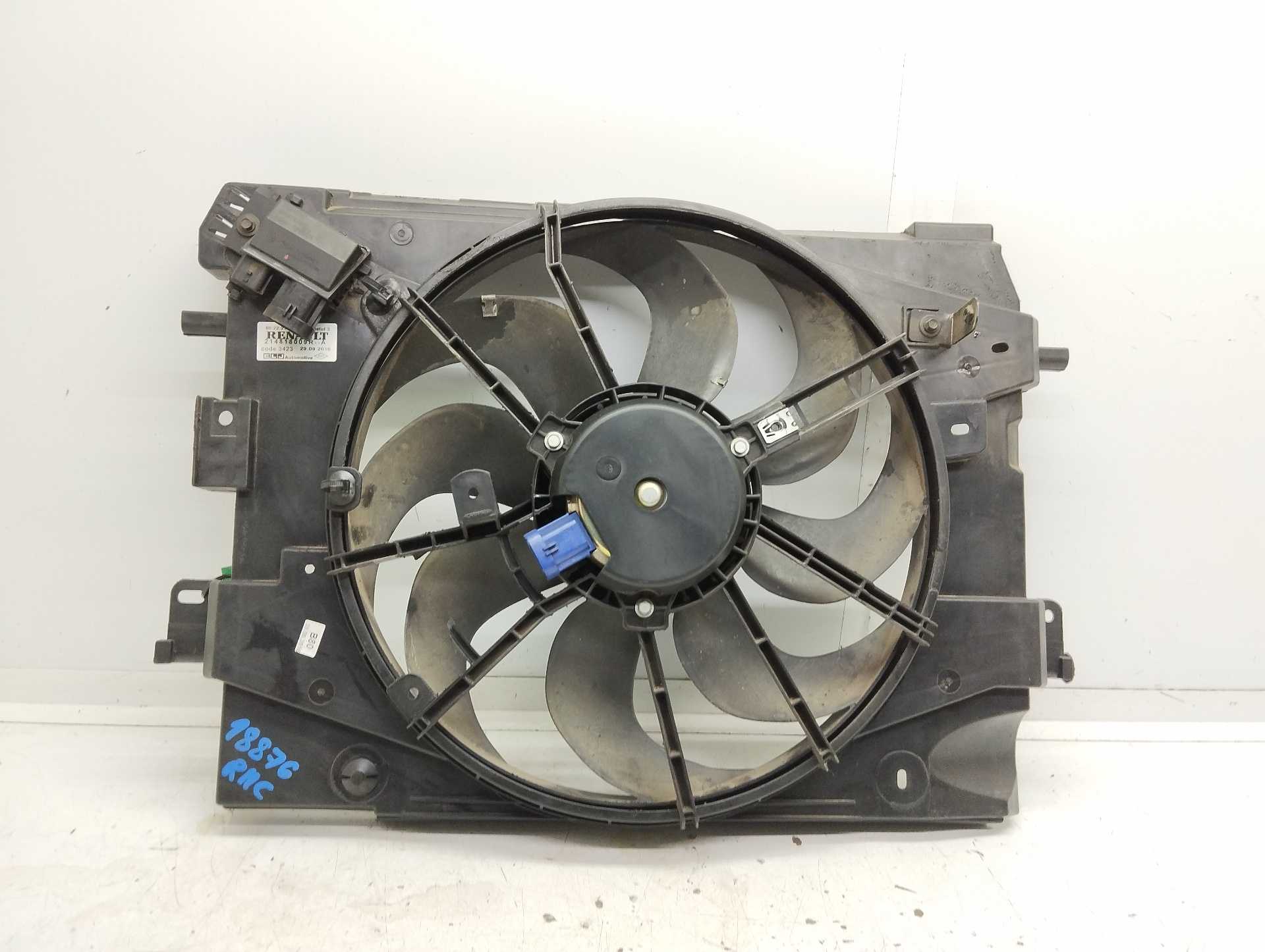 Recambio de electroventilador para renault clio iv zen referencia OEM IAM 214818009R 8240636 