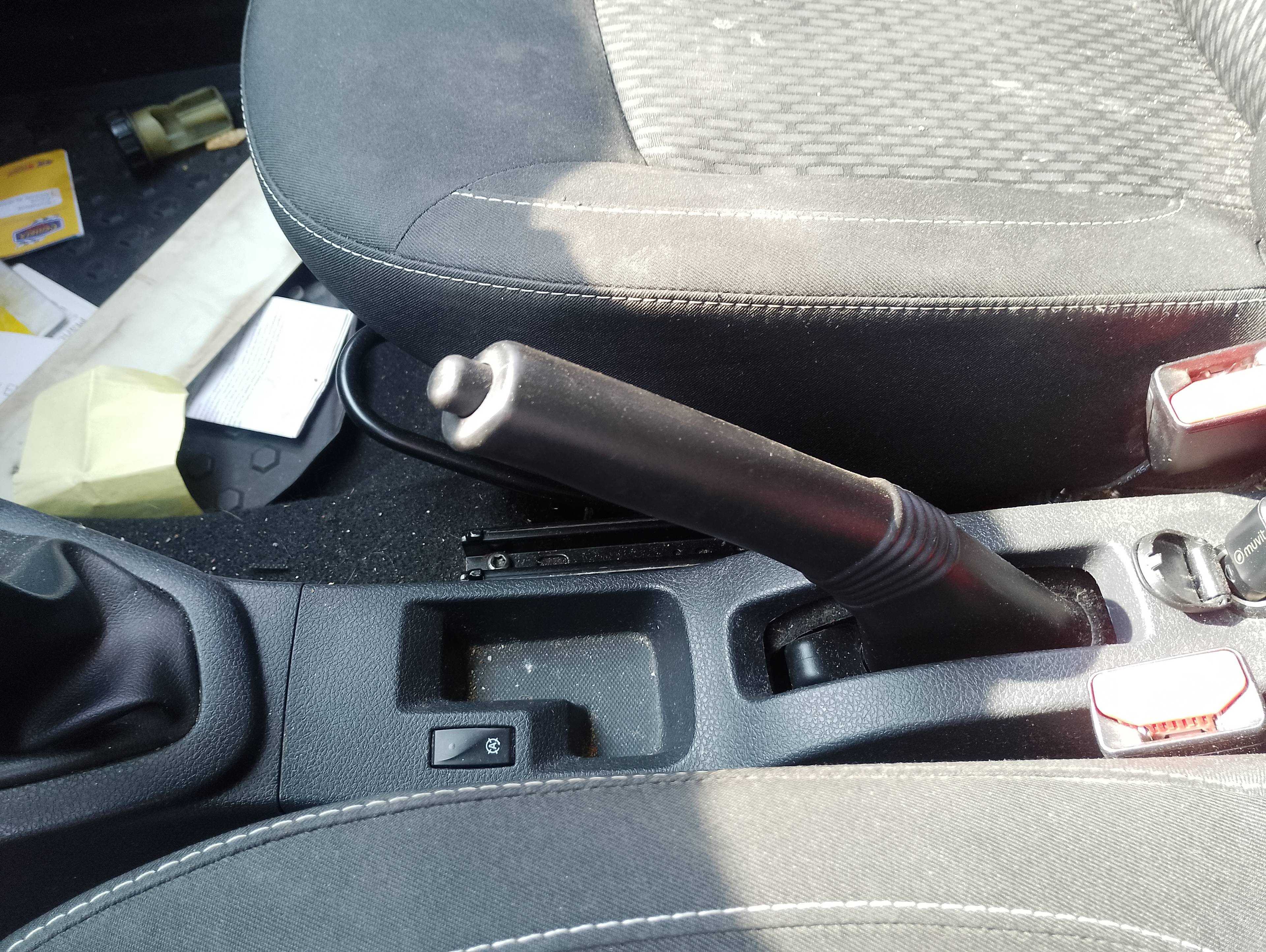 Recambio de palanca freno para dacia logan ii ambiance referencia OEM IAM   