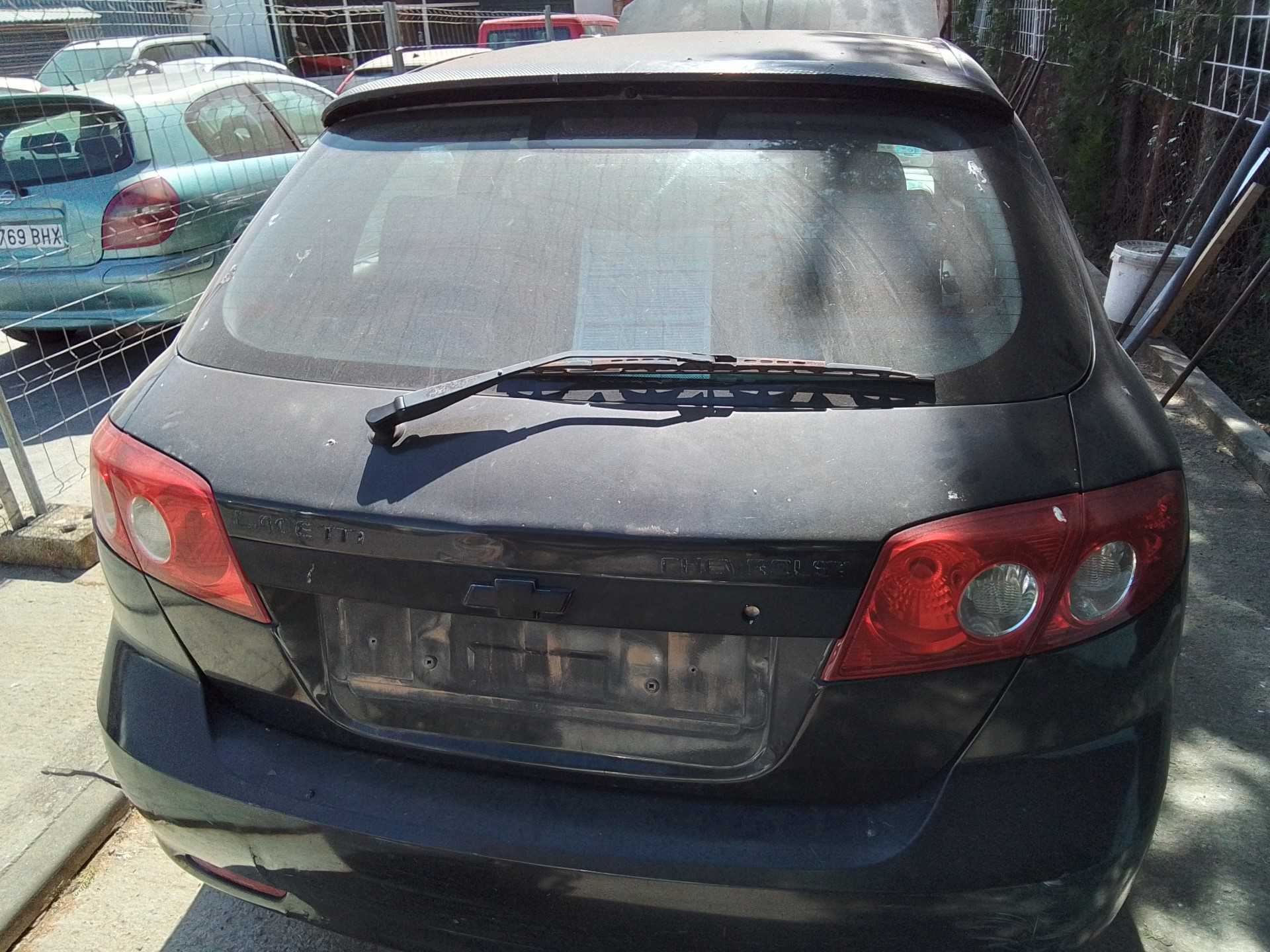 Recambio de porton trasero para chevrolet lacetti 1.6 cat referencia OEM IAM   